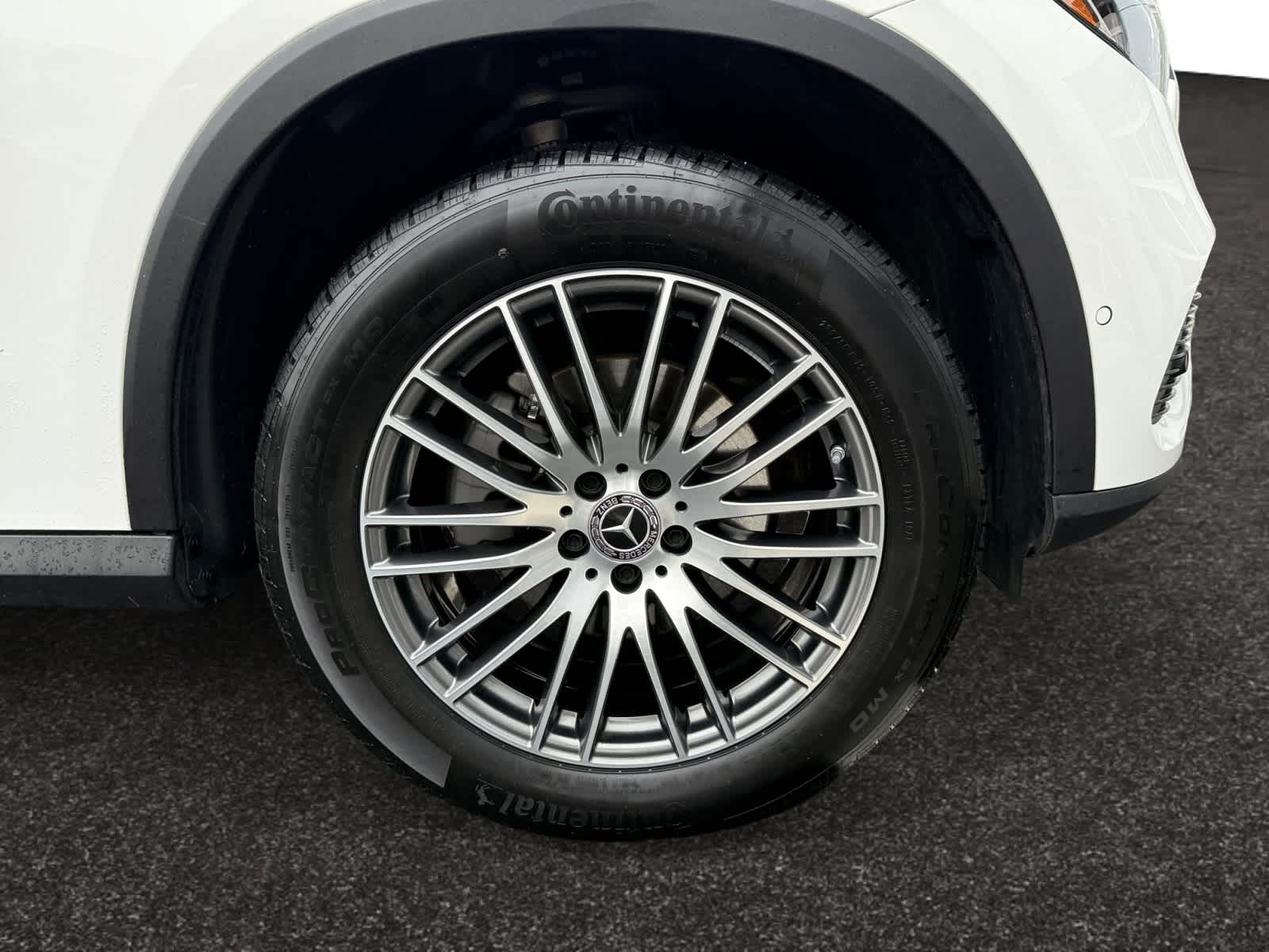 used 2025 Mercedes-Benz GLC 300 car, priced at $53,998
