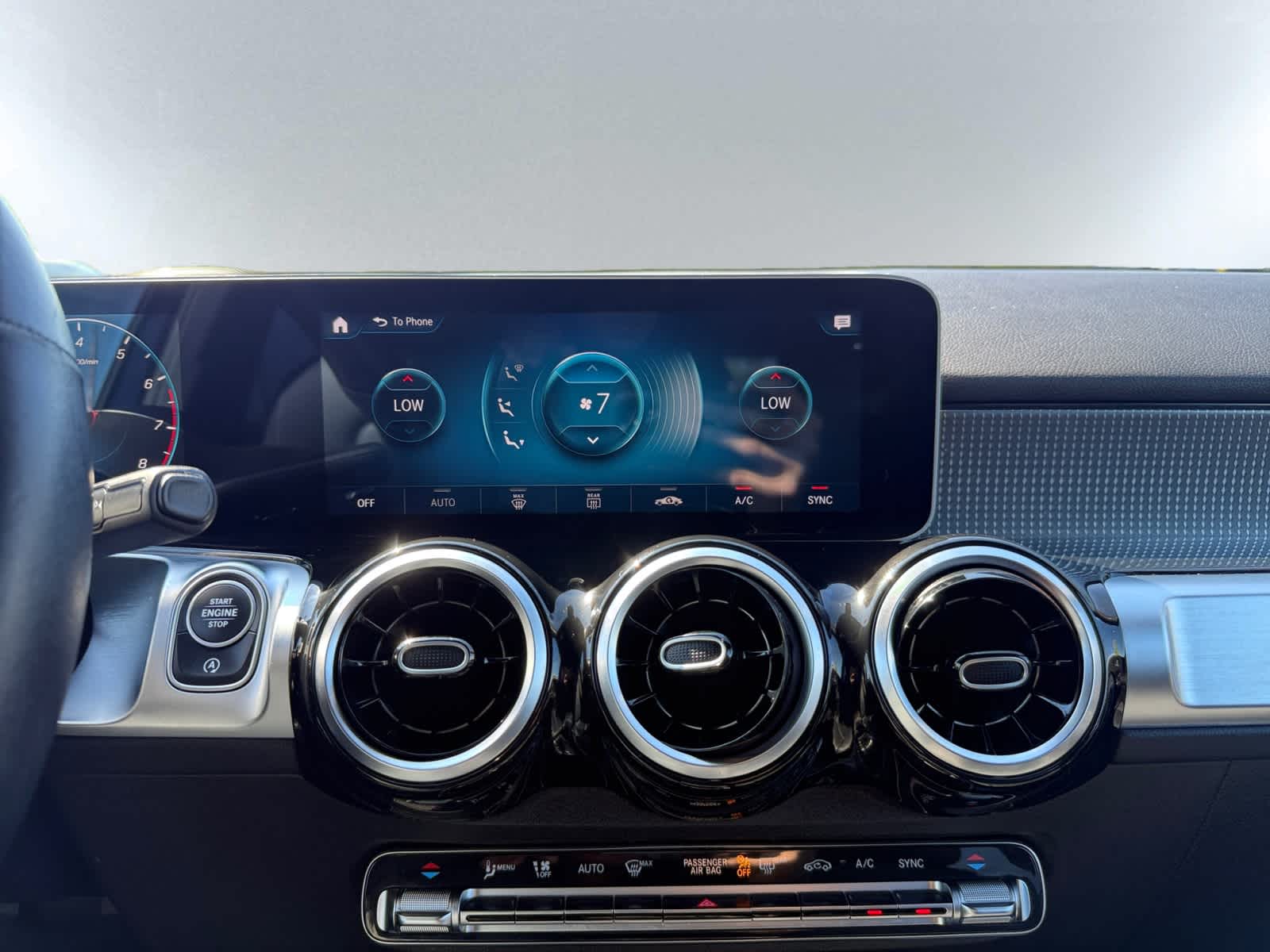 used 2021 Mercedes-Benz GLB 250 car, priced at $31,998