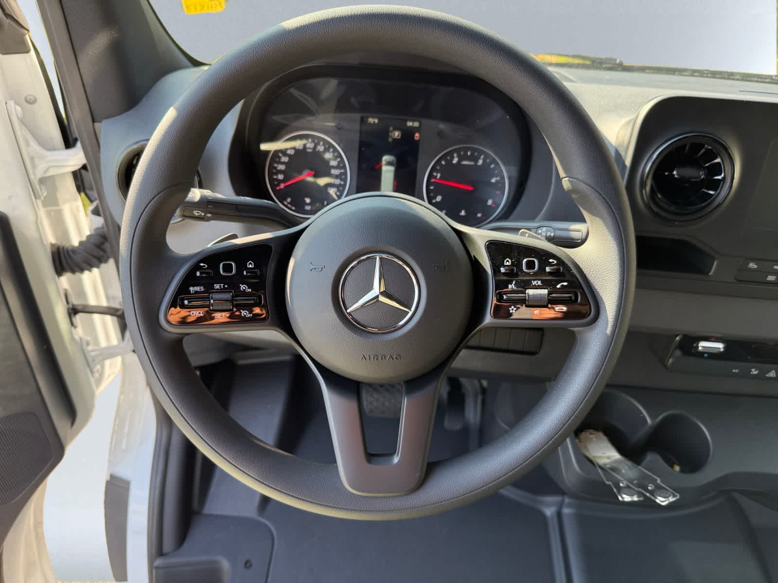 new 2024 Mercedes-Benz Sprinter car