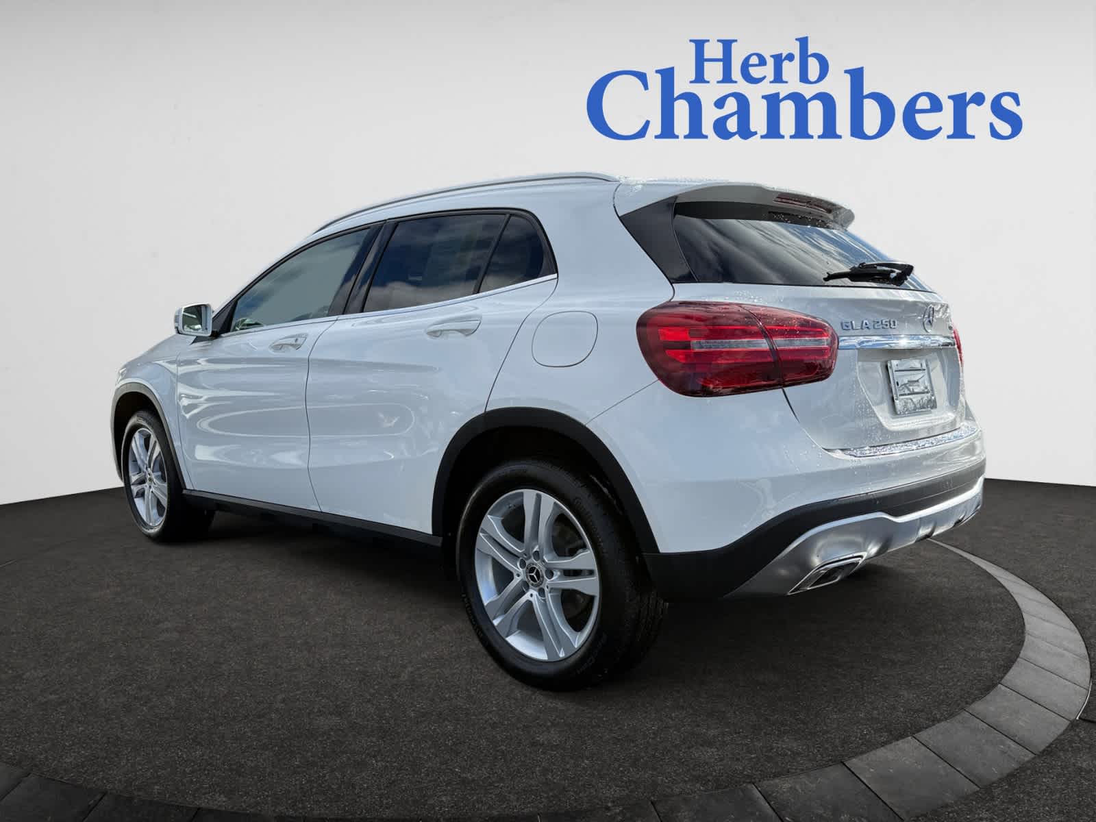 used 2018 Mercedes-Benz GLA 250 car, priced at $14,998