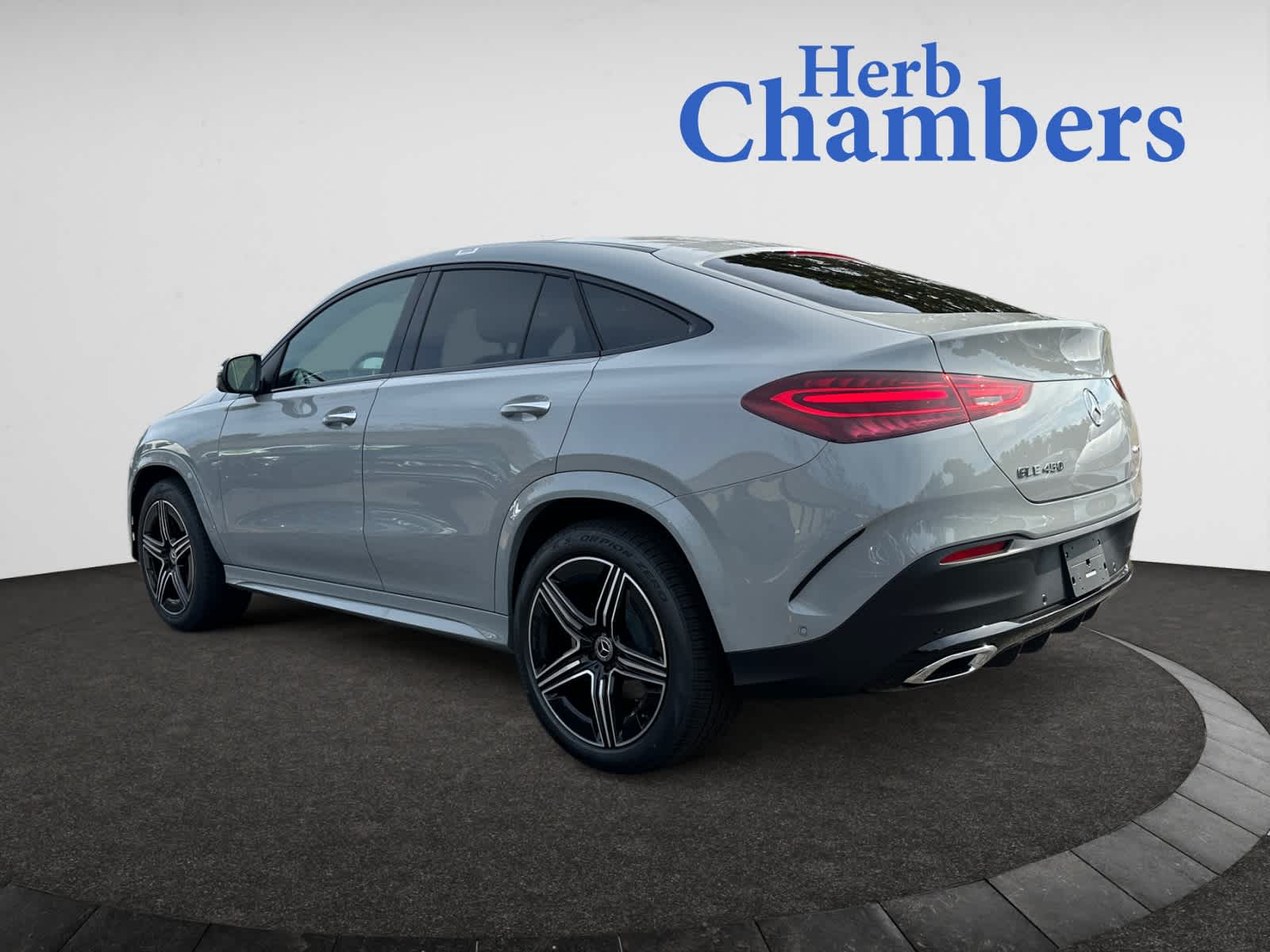 new 2025 Mercedes-Benz GLE 450 car