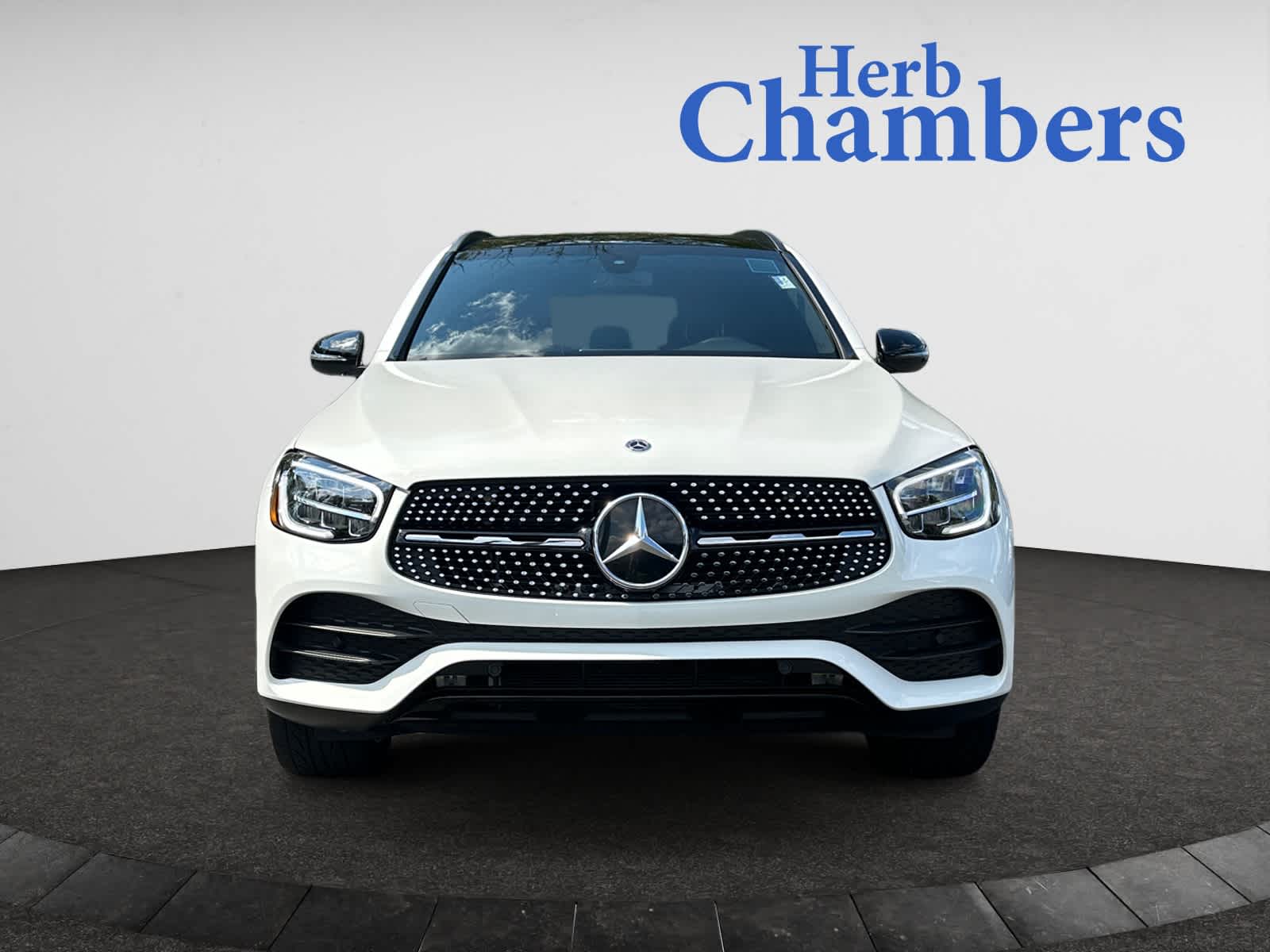 used 2020 Mercedes-Benz GLC 300 car, priced at $31,998