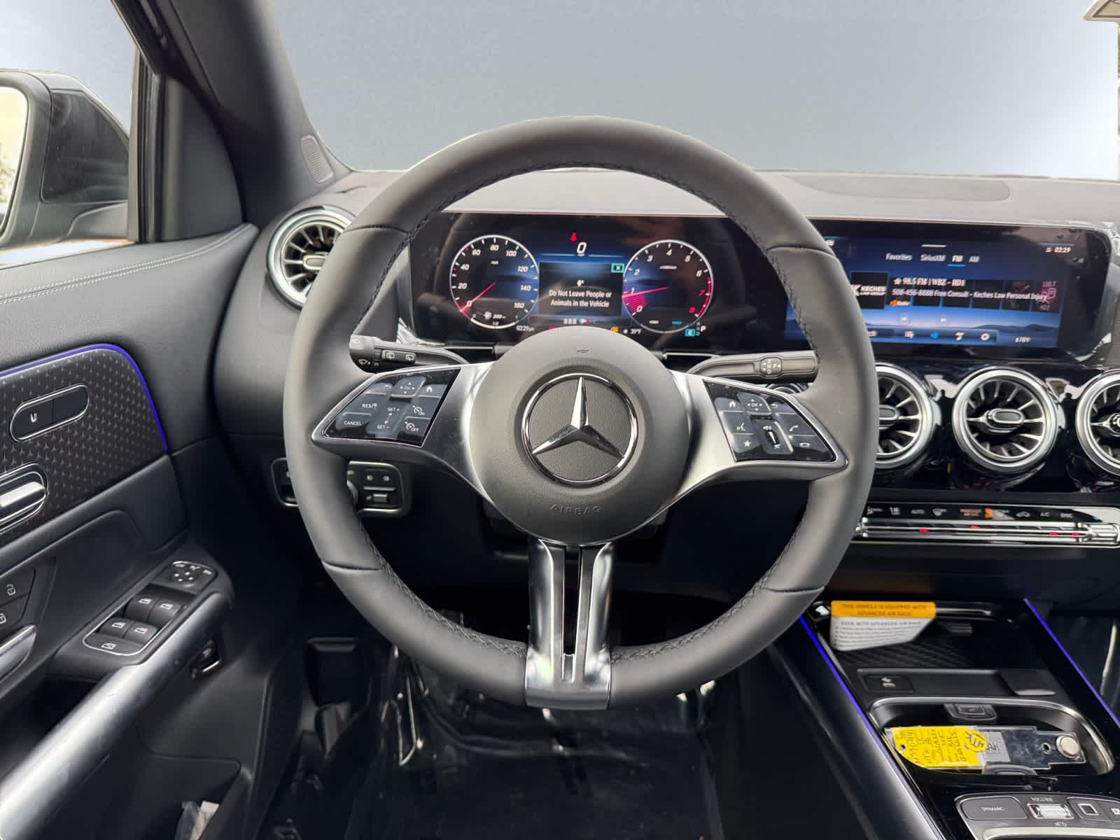 new 2025 Mercedes-Benz GLA 250 car