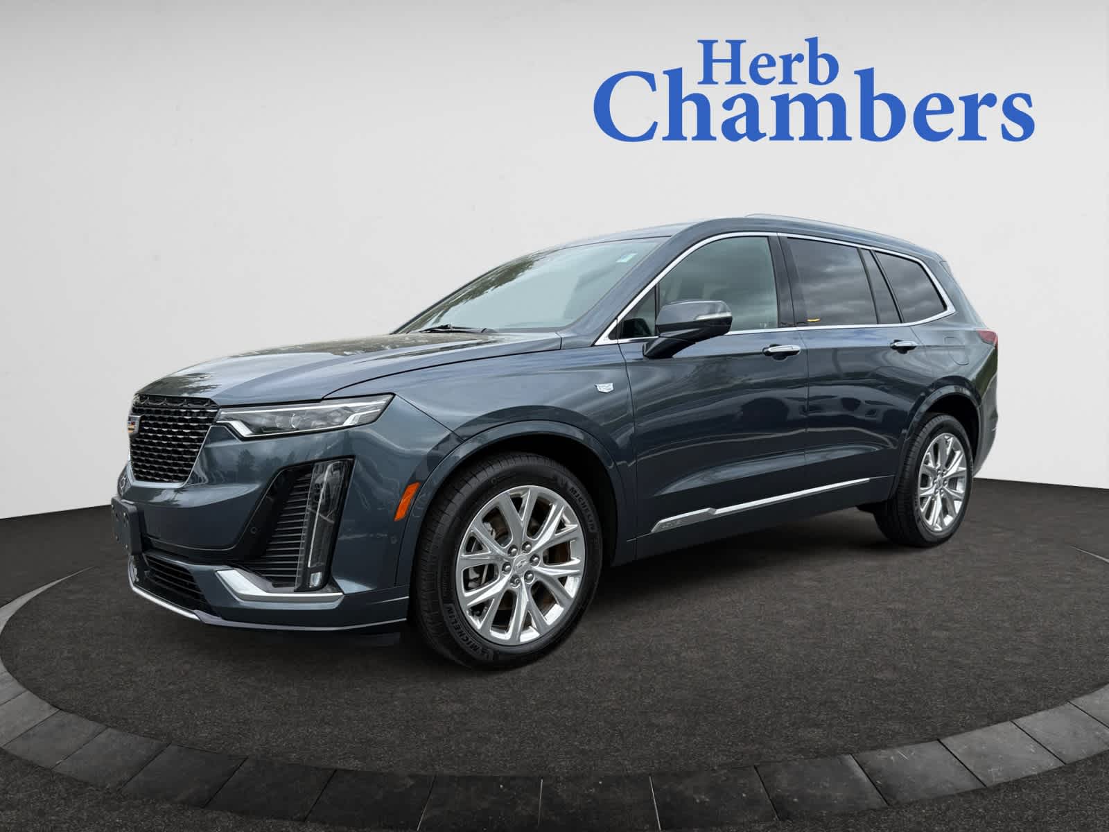 used 2020 Cadillac XT6 car, priced at $31,488