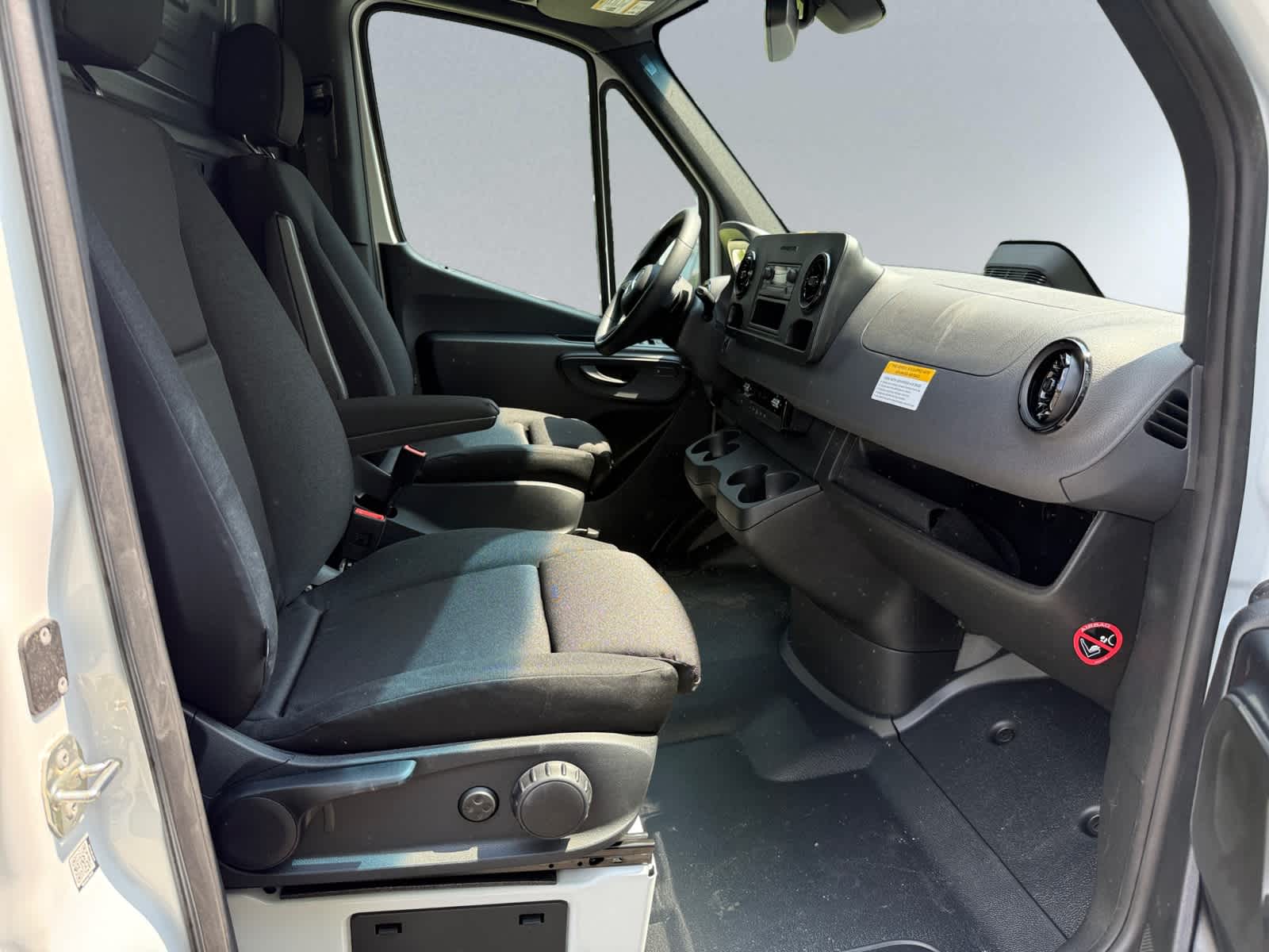 new 2025 Mercedes-Benz Sprinter car