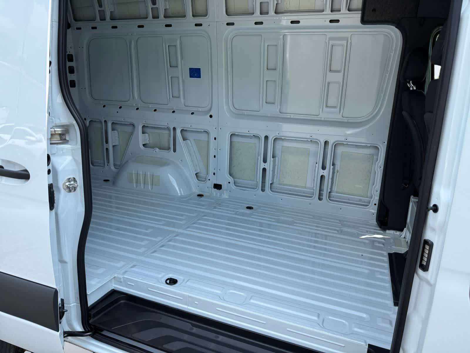 new 2025 Mercedes-Benz Sprinter 2500 car