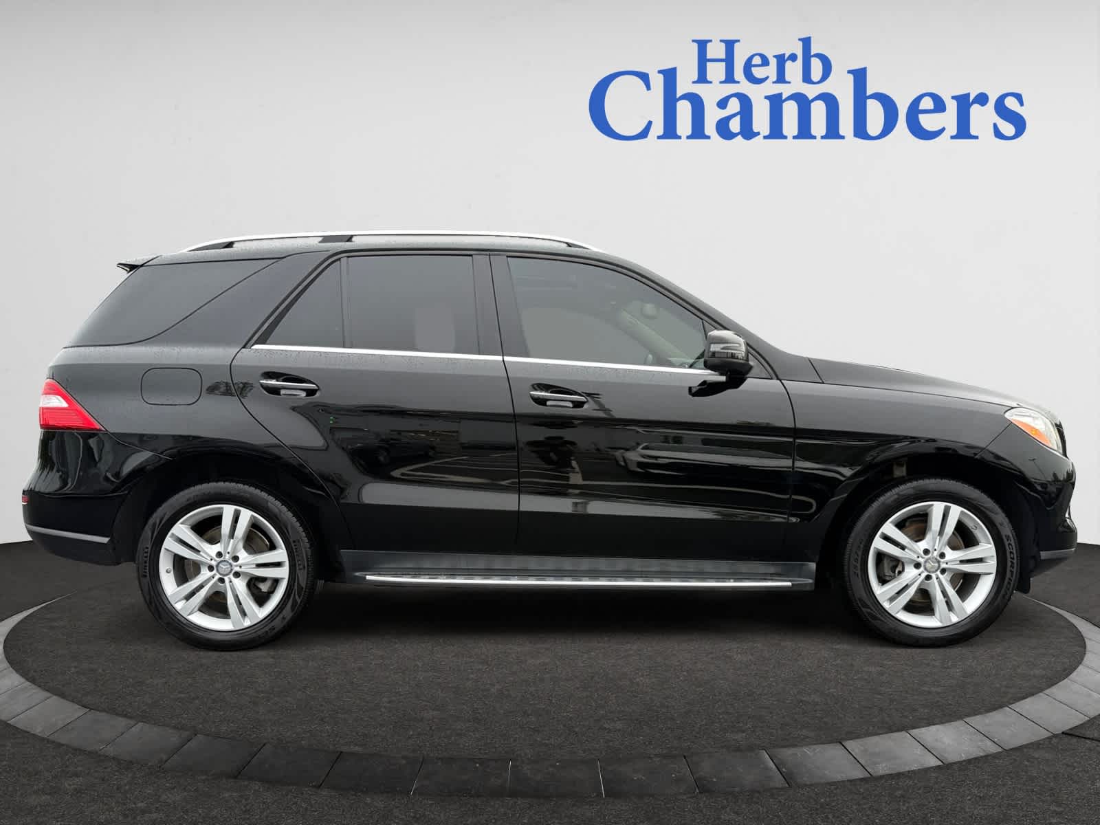used 2015 Mercedes-Benz M-Class car, priced at $14,998