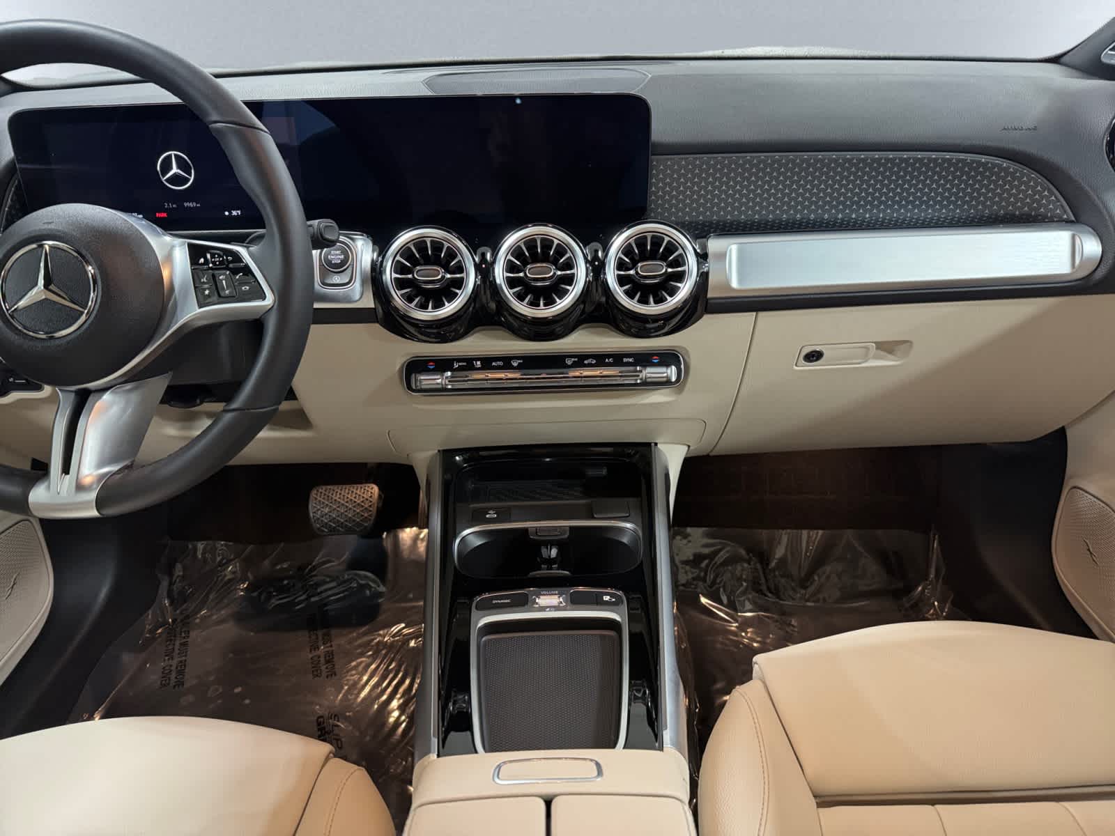 used 2024 Mercedes-Benz GLB 250 car, priced at $38,898