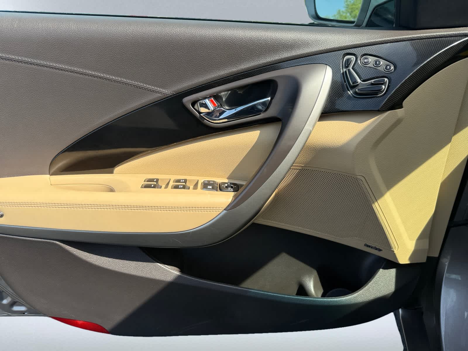 used 2013 Hyundai Azera car, priced at $8,988
