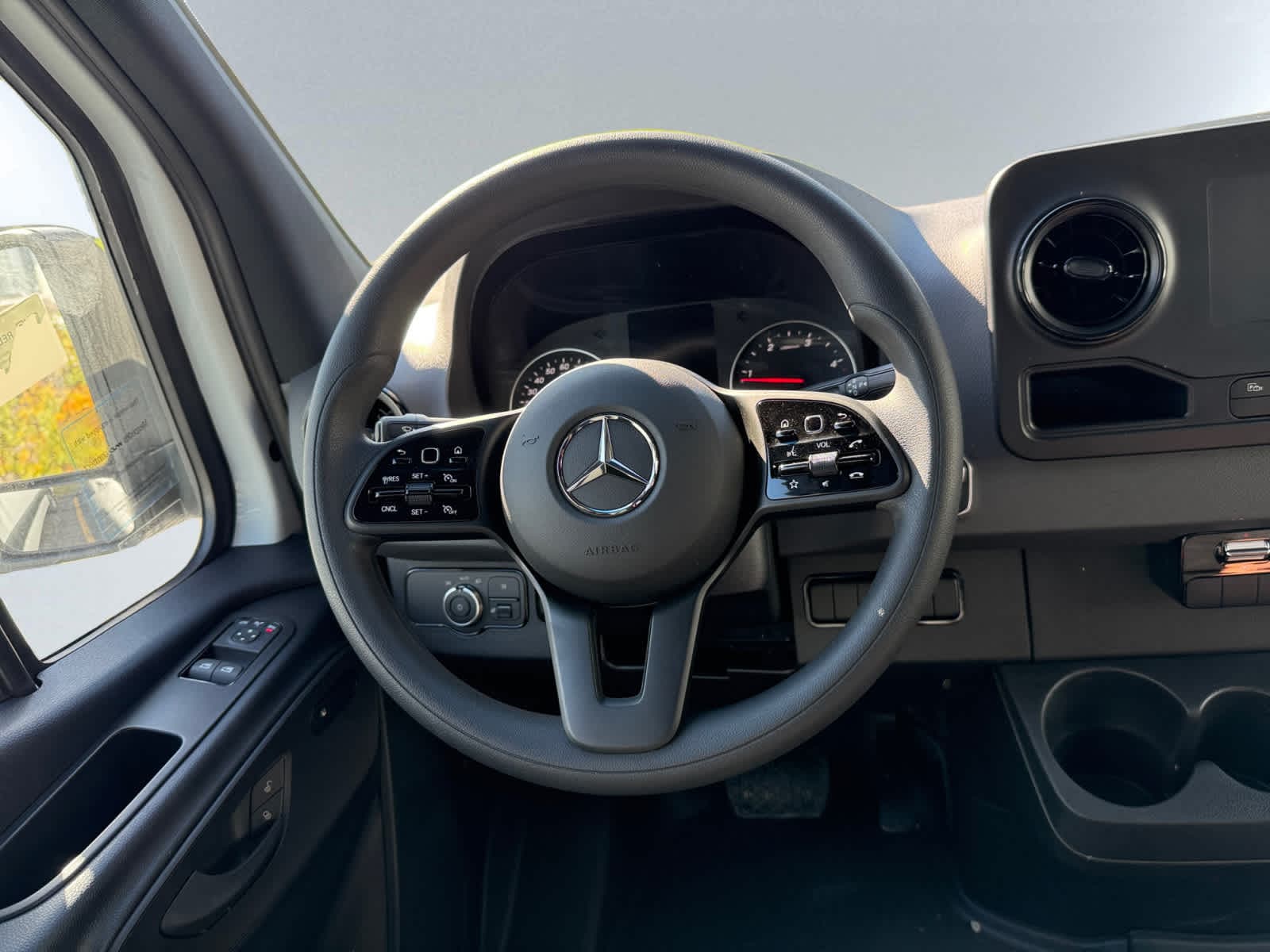 new 2024 Mercedes-Benz Sprinter car