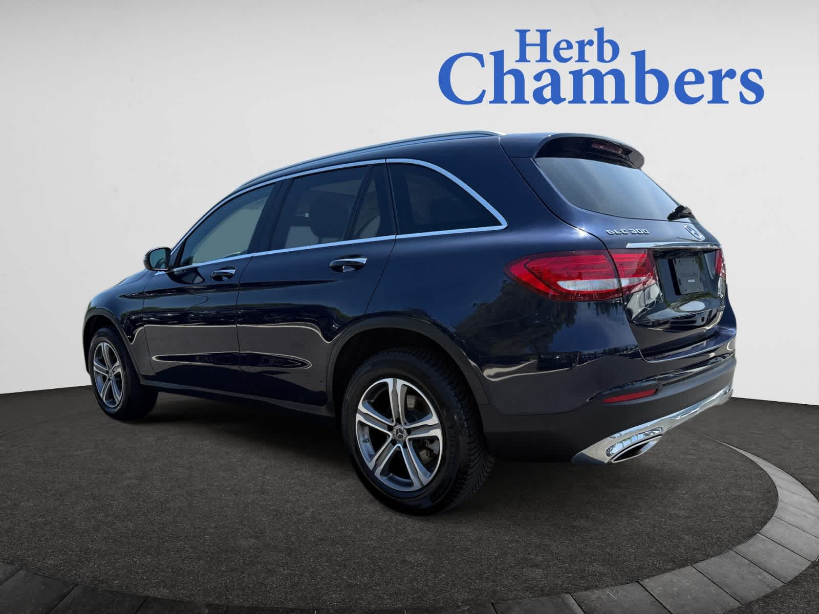 used 2019 Mercedes-Benz GLC 300 car, priced at $26,998
