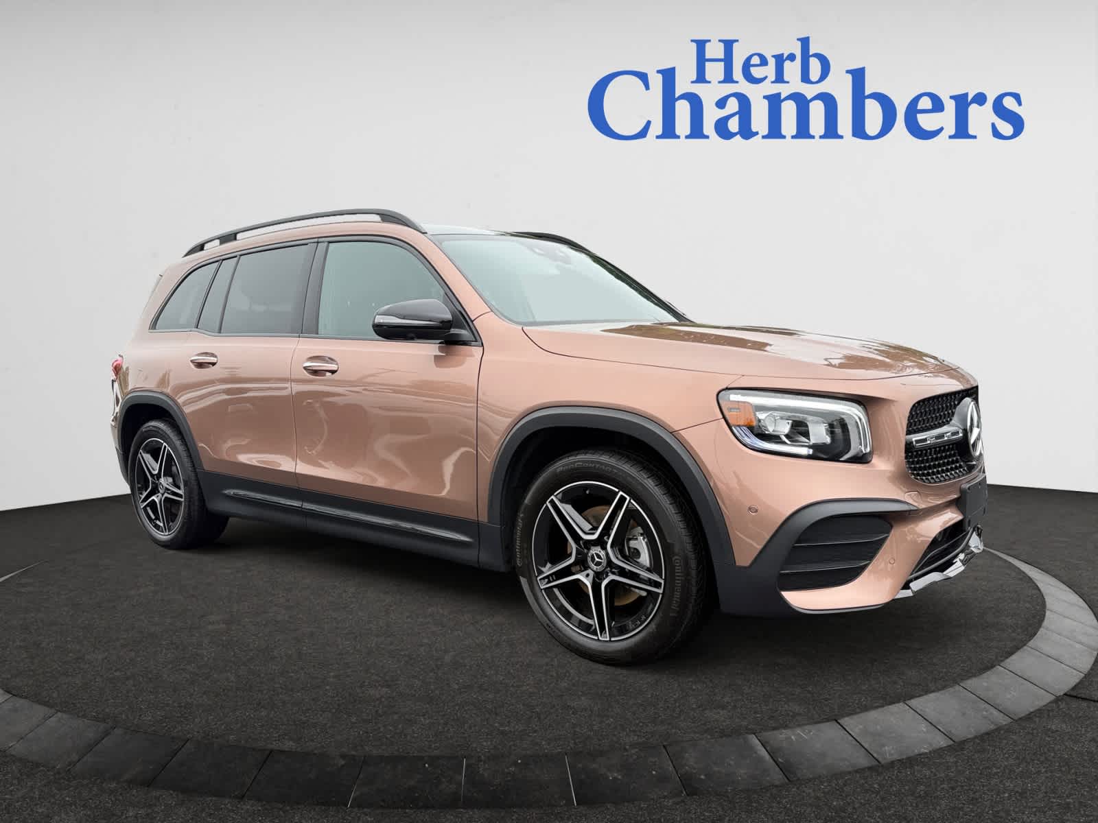 used 2023 Mercedes-Benz GLB 250 car, priced at $39,688