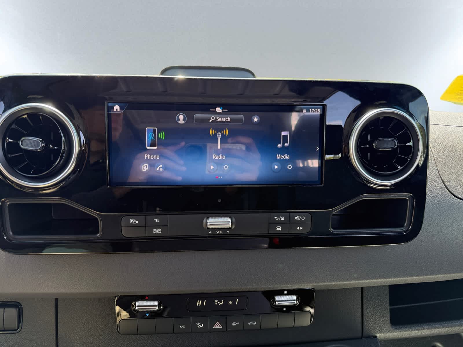 new 2025 Mercedes-Benz Sprinter car