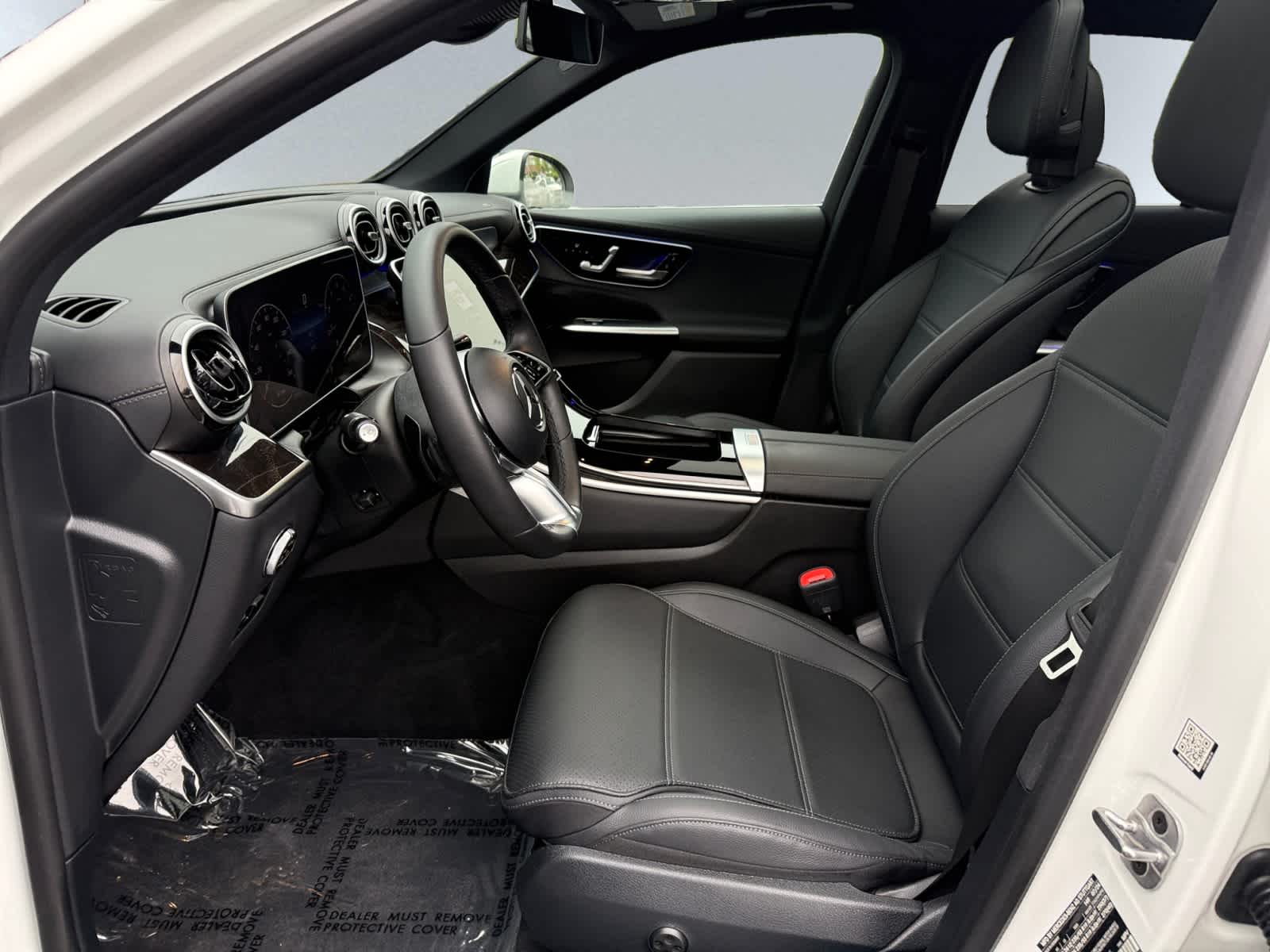 used 2025 Mercedes-Benz GLC 300 car, priced at $53,998