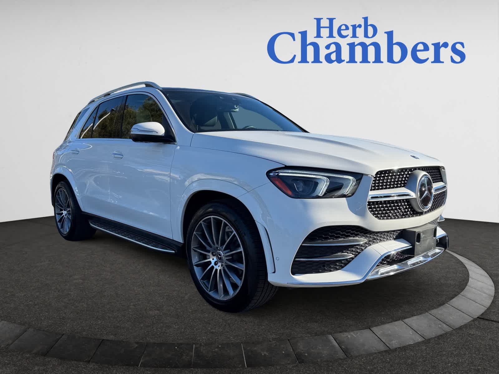 used 2022 Mercedes-Benz GLE 350 car, priced at $47,998