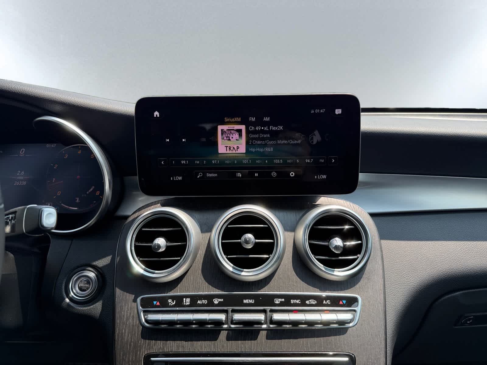 used 2020 Mercedes-Benz GLC 300 car, priced at $32,388