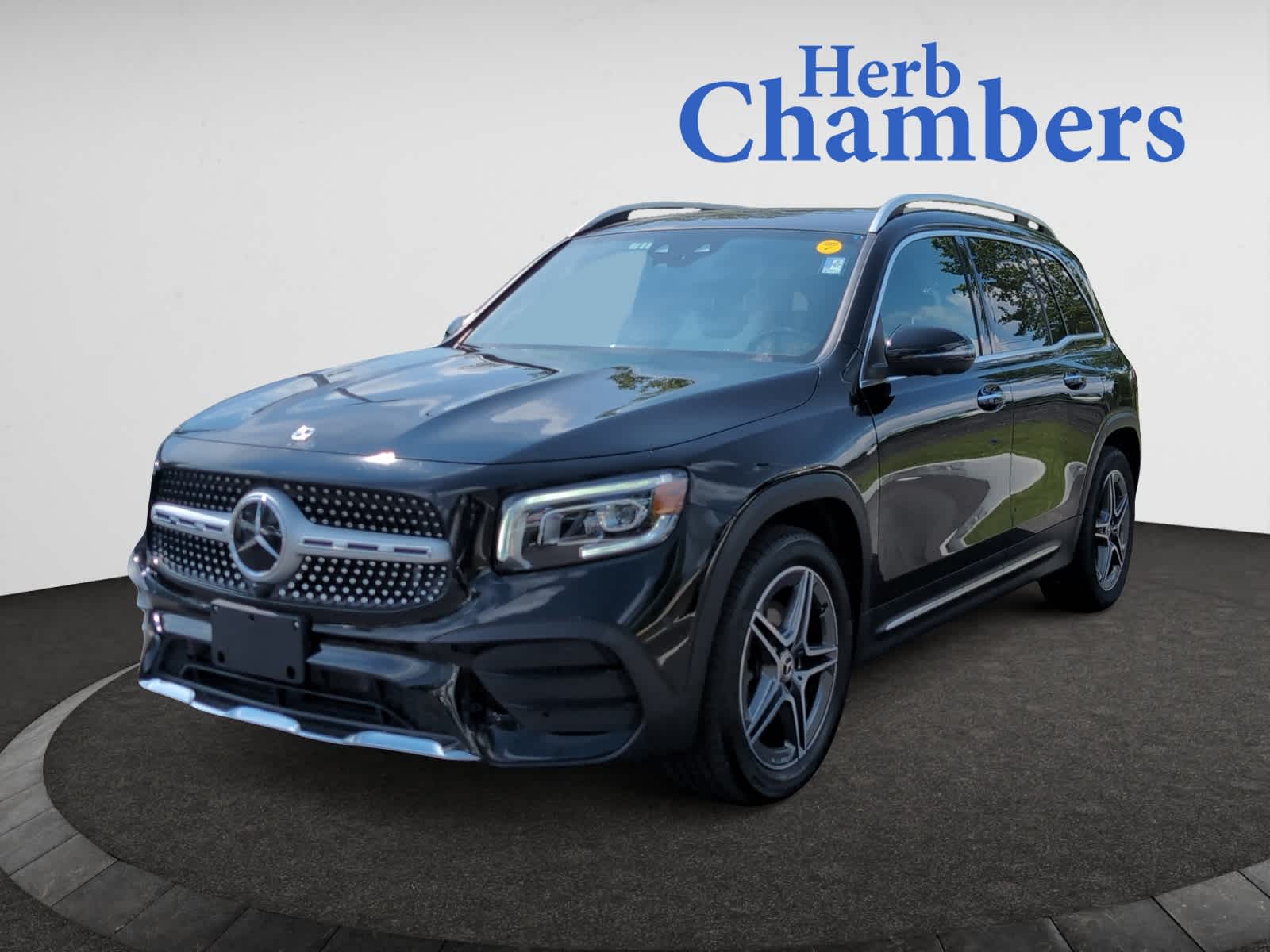 used 2022 Mercedes-Benz GLB 250 car, priced at $30,988