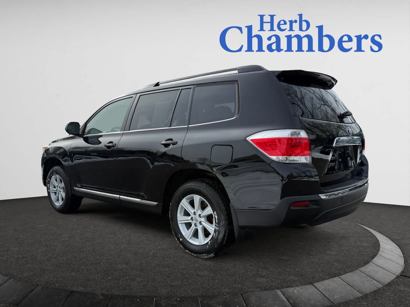 used 2013 Toyota Highlander car, priced at $15,488