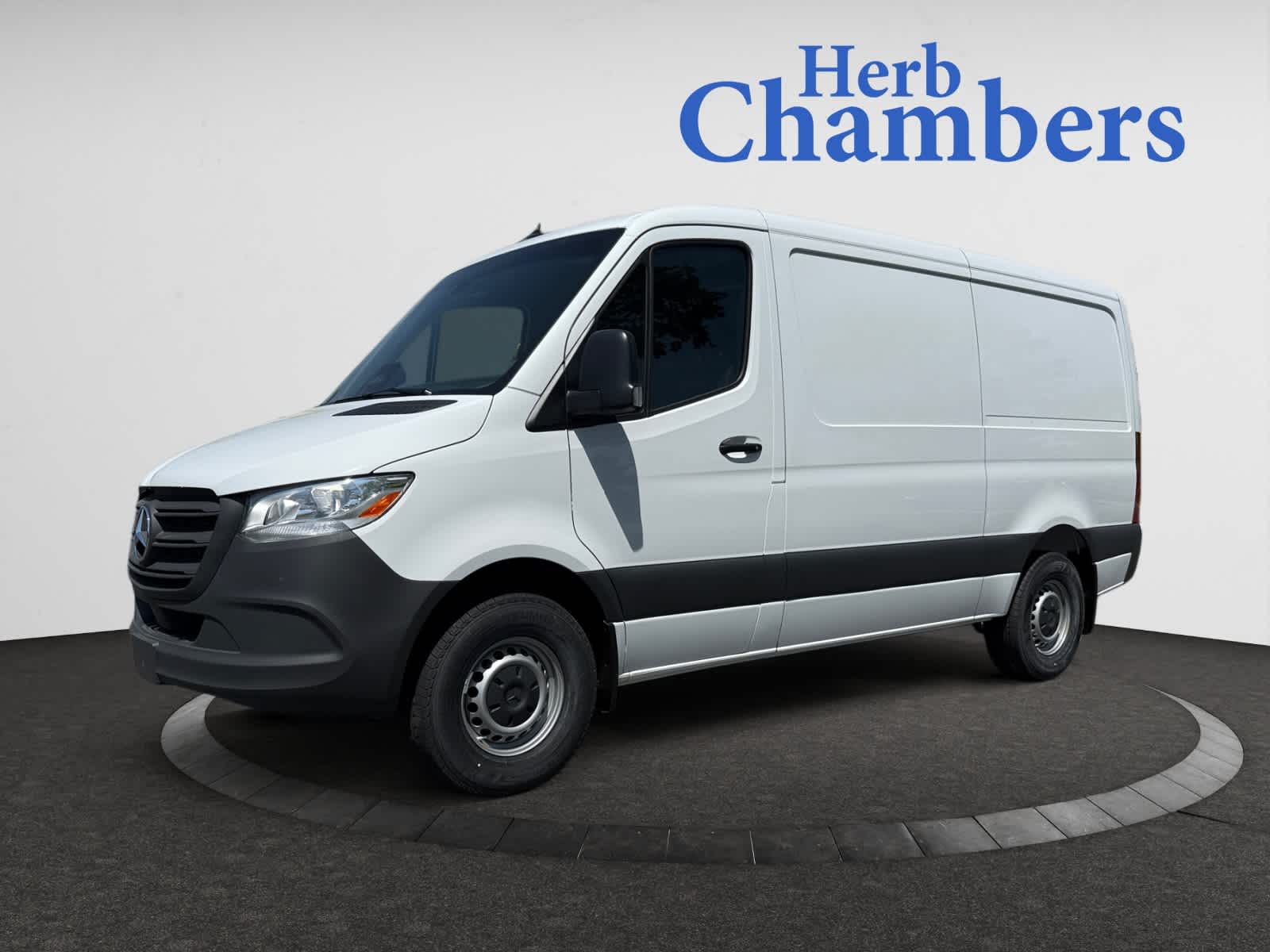 new 2025 Mercedes-Benz Sprinter car