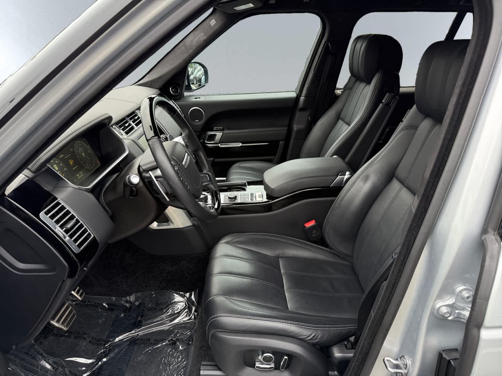 used 2017 Land Rover Range Rover car, priced at $33,998