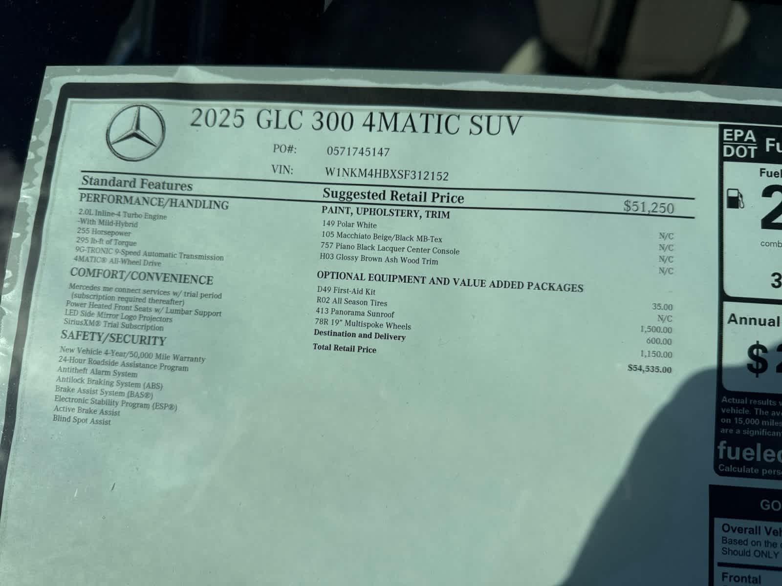 new 2025 Mercedes-Benz GLC 300 car