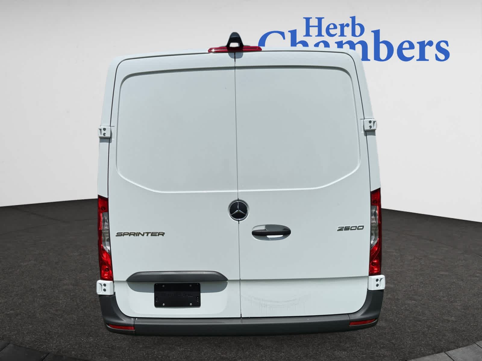 new 2025 Mercedes-Benz Sprinter 2500 car