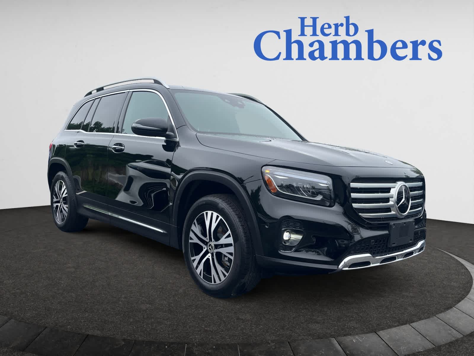 used 2024 Mercedes-Benz GLB 250 car, priced at $44,998