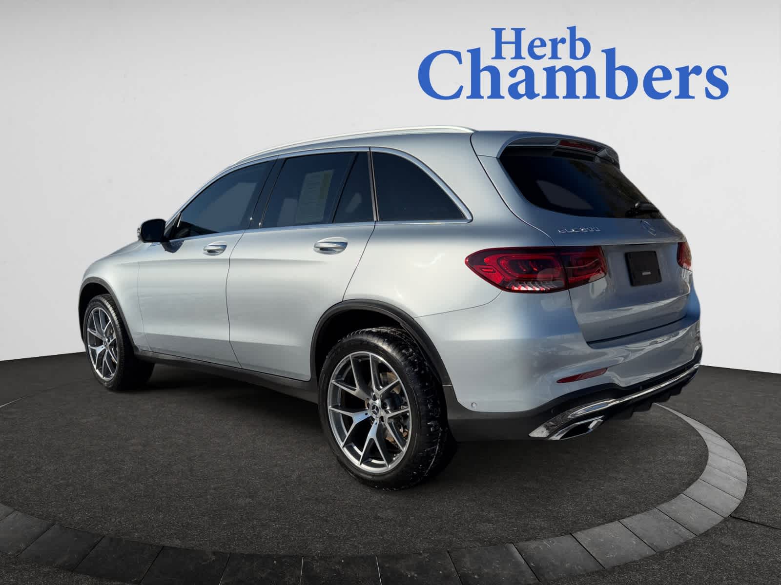 used 2022 Mercedes-Benz GLC 300 car, priced at $35,998