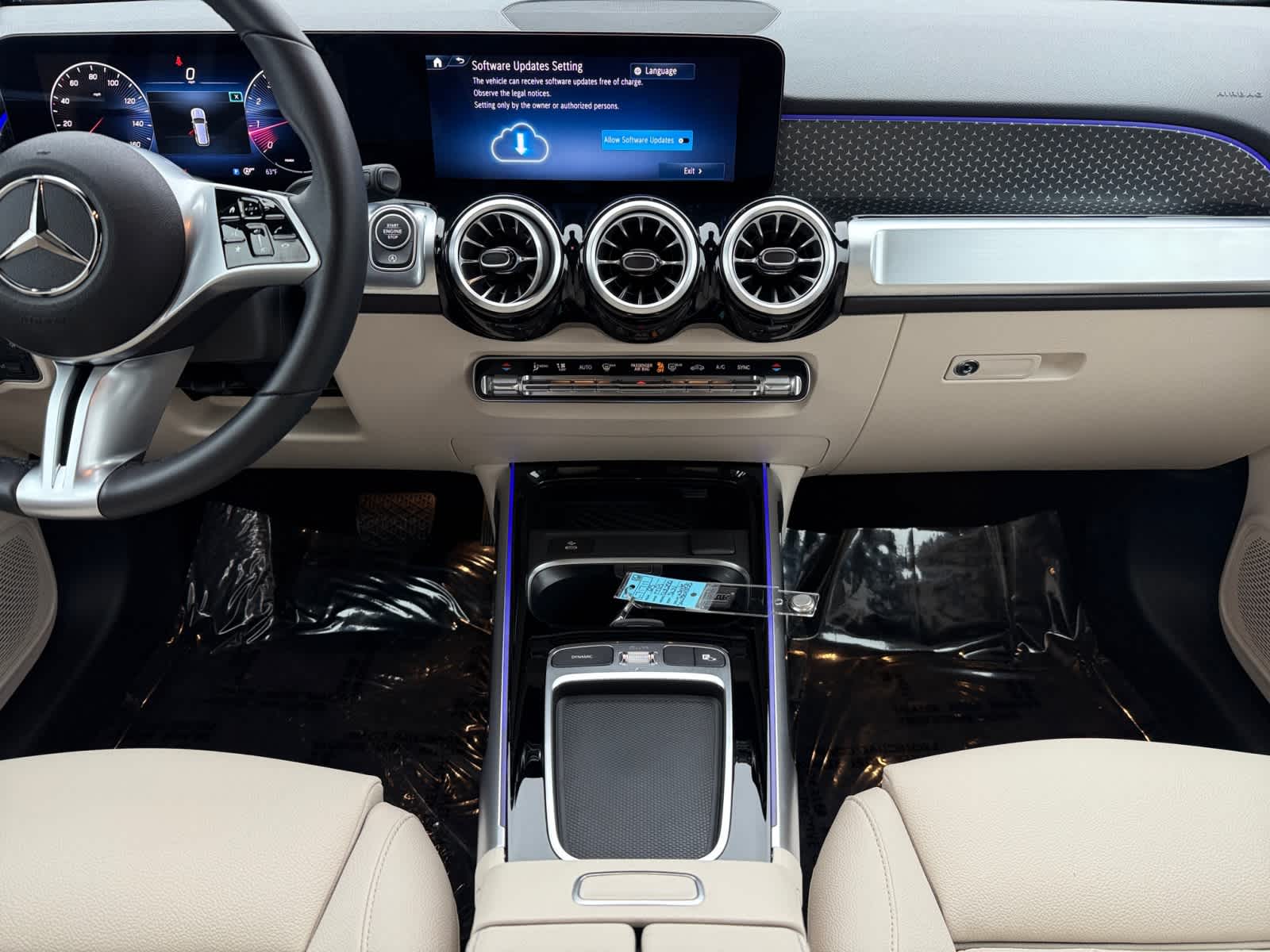 used 2025 Mercedes-Benz GLB 250 car, priced at $44,998