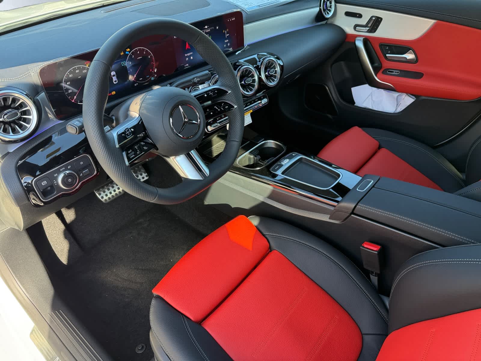 new 2025 Mercedes-Benz CLA 250 car