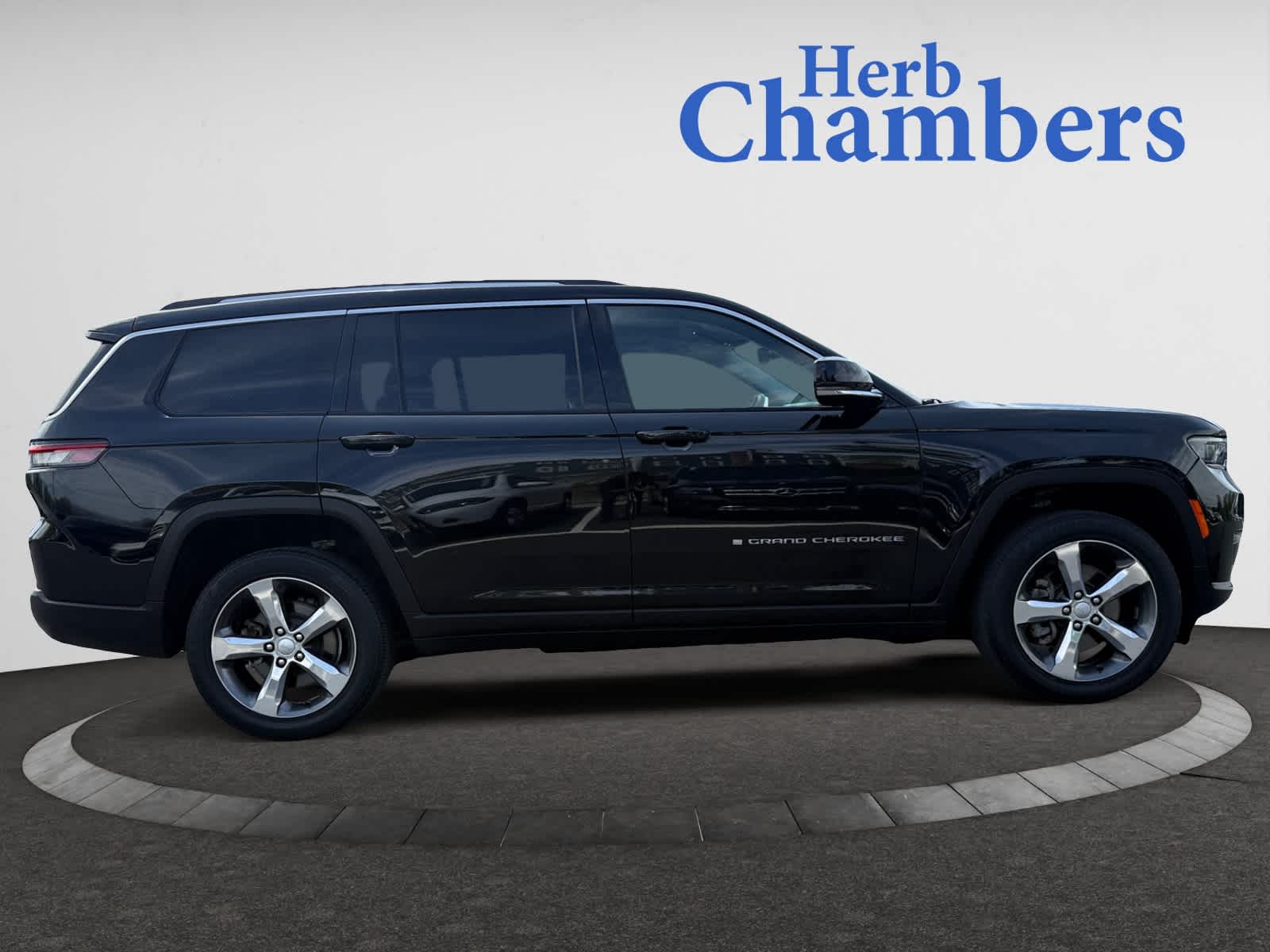 used 2021 Jeep Grand Cherokee L car, priced at $29,788