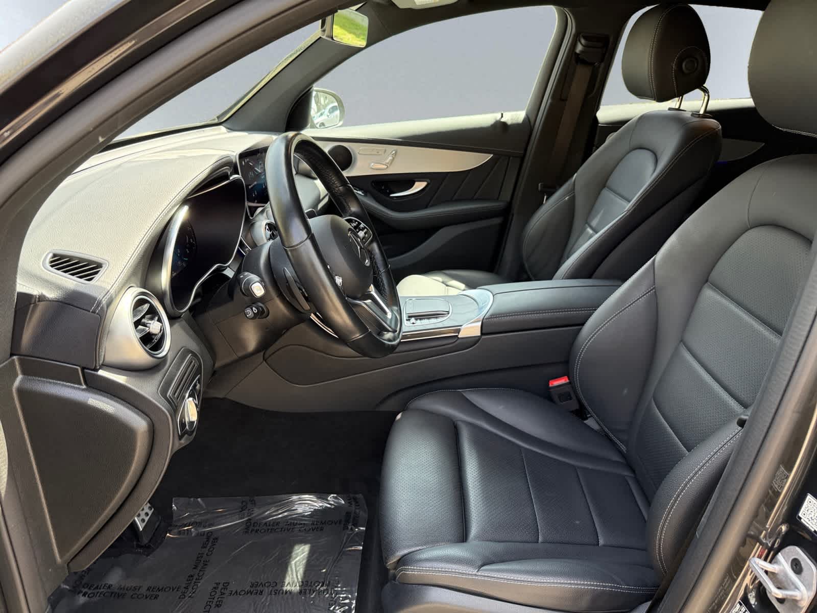 used 2023 Mercedes-Benz GLC 300 car, priced at $45,888
