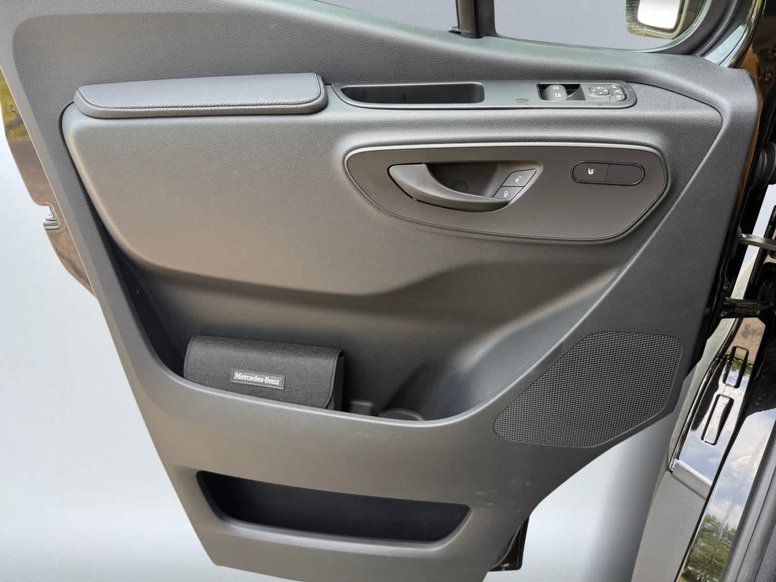 new 2025 Mercedes-Benz Sprinter 2500 car