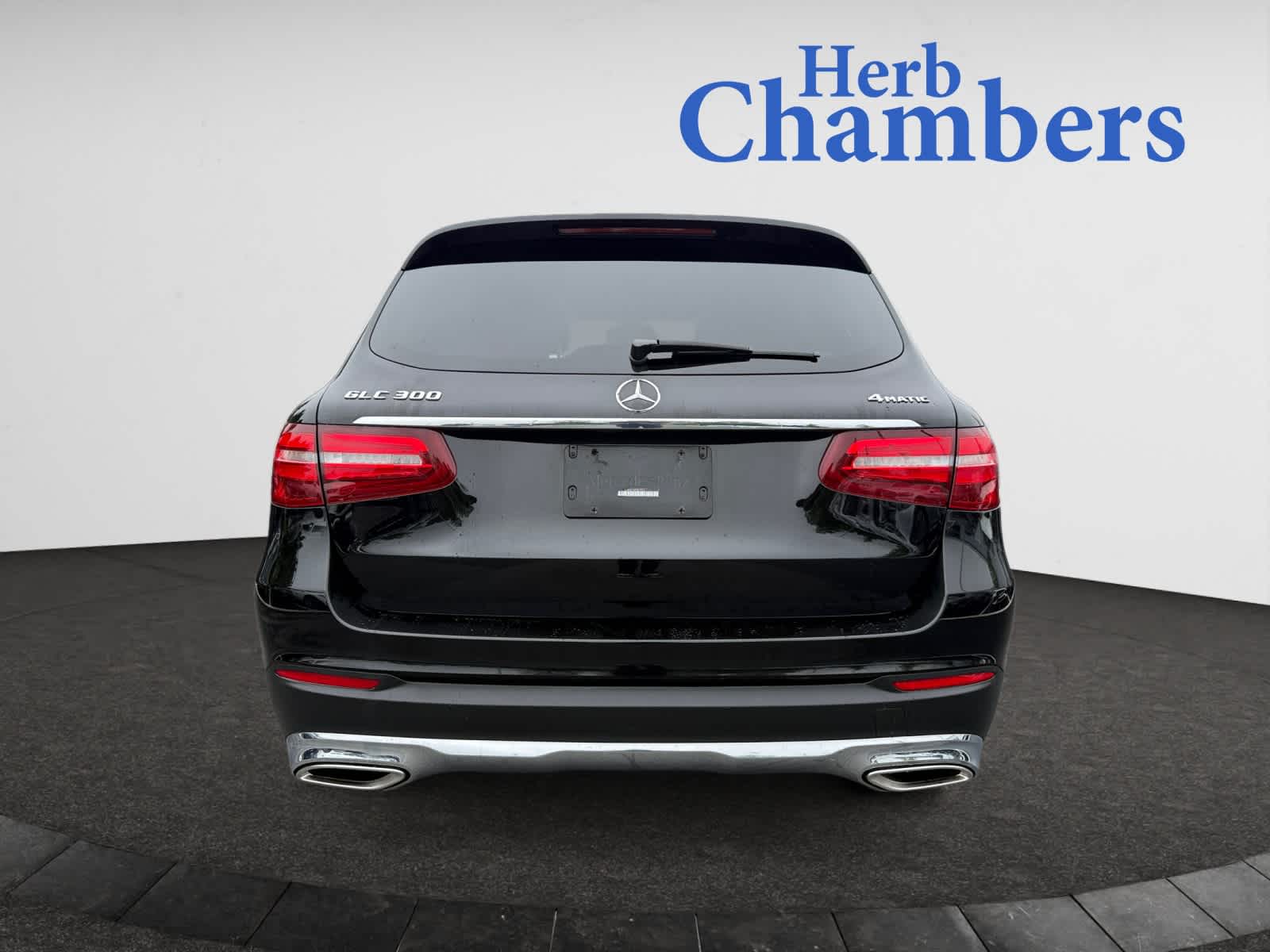 used 2018 Mercedes-Benz GLC 300 car, priced at $20,988