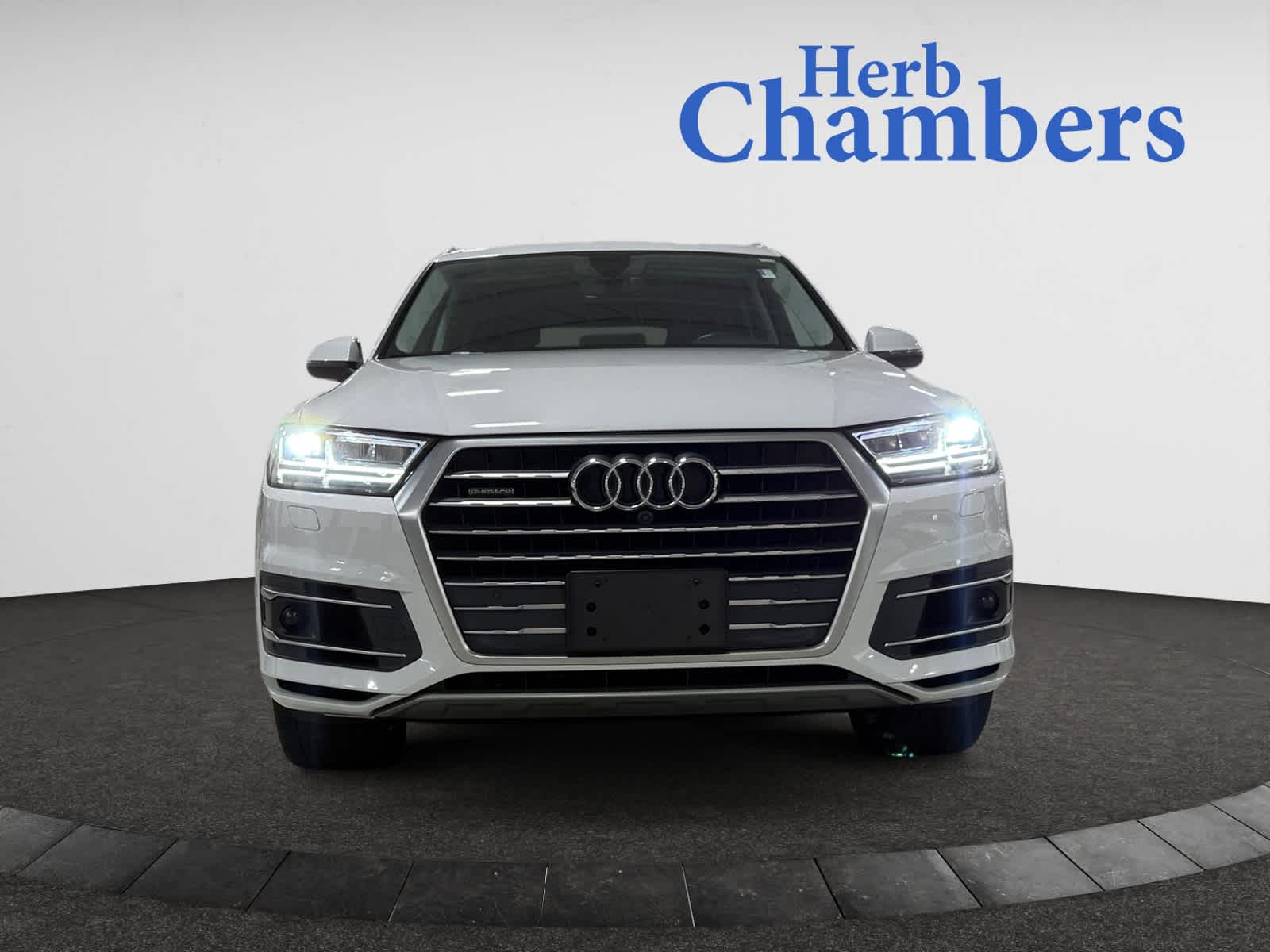 used 2019 Audi Q7 car