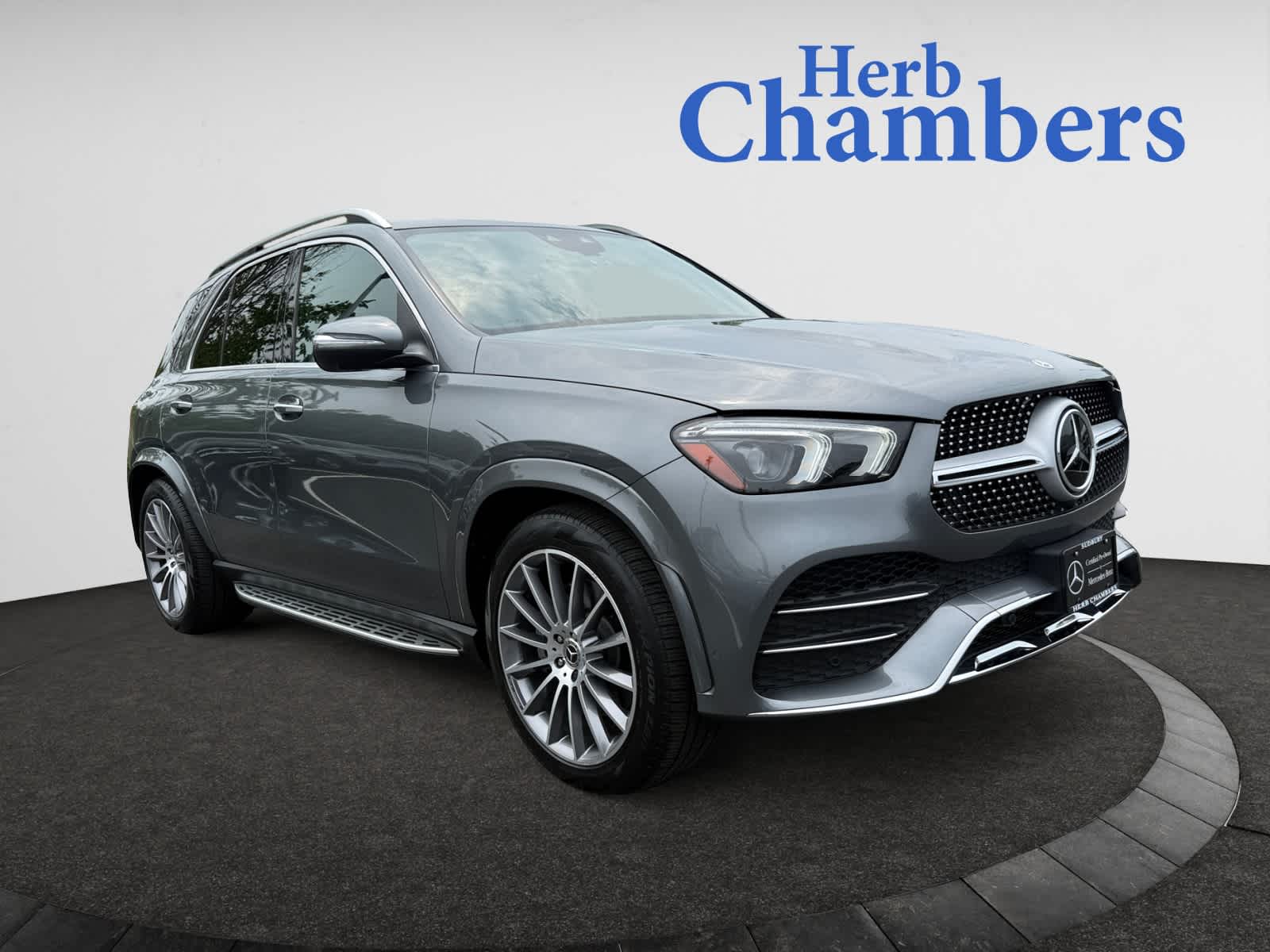used 2022 Mercedes-Benz GLE 450 car, priced at $55,998