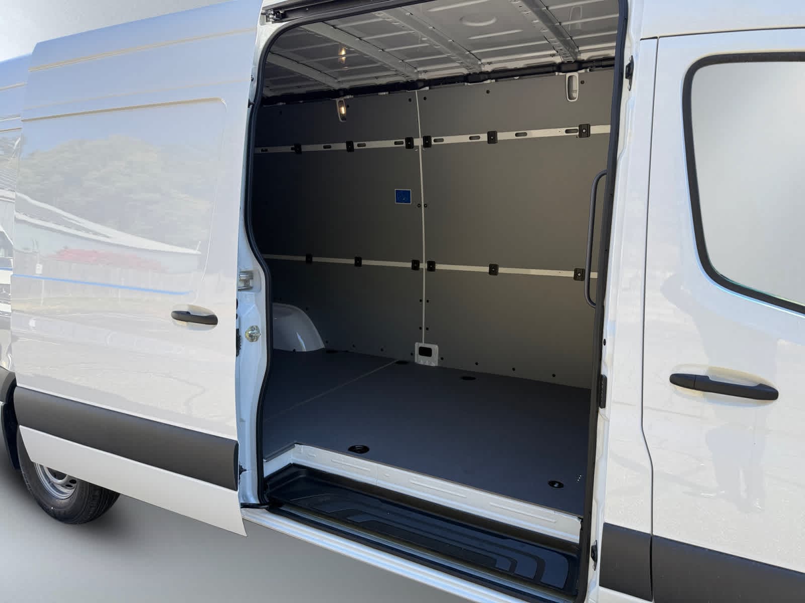 new 2024 Mercedes-Benz Sprinter car