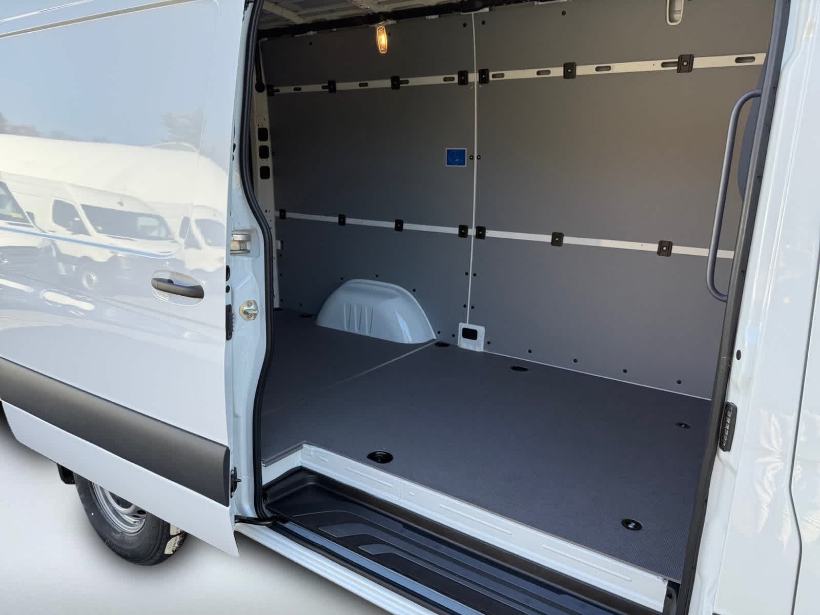 new 2024 Mercedes-Benz Sprinter car