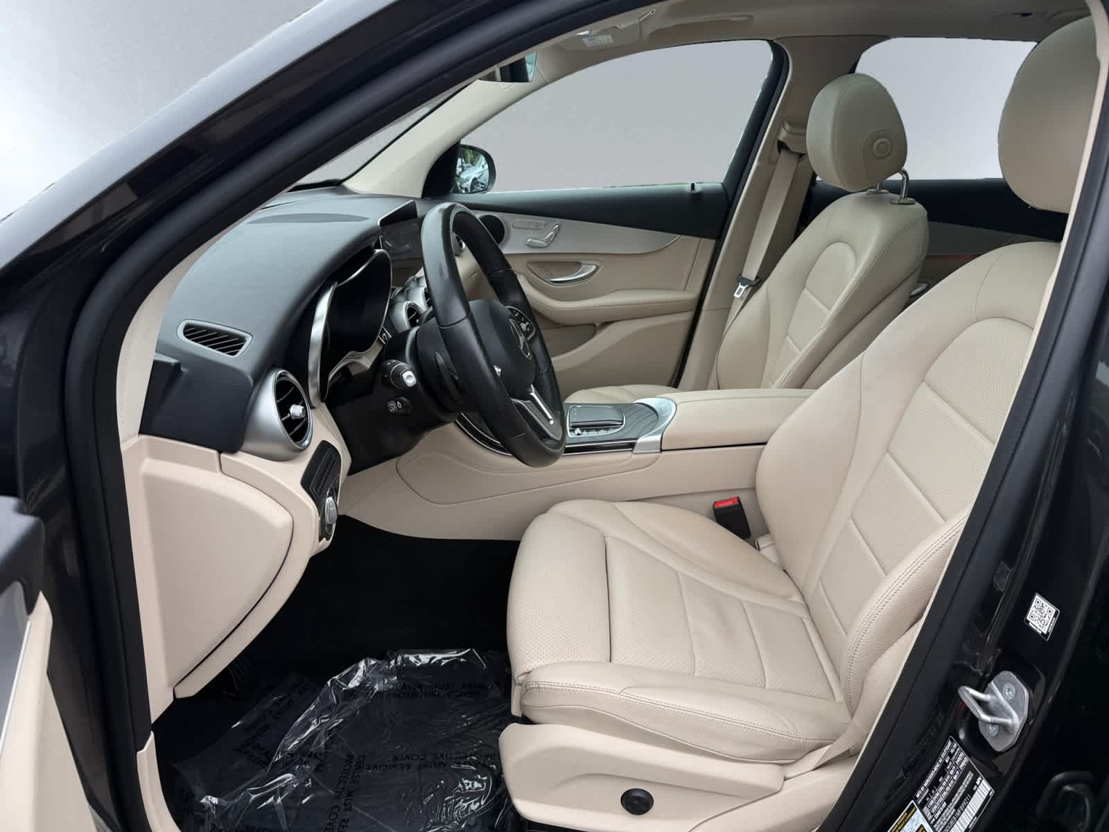 used 2021 Mercedes-Benz GLC 300 car, priced at $30,788