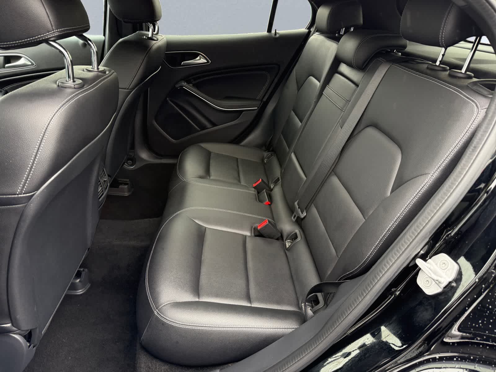used 2018 Mercedes-Benz GLA 250 car, priced at $16,488