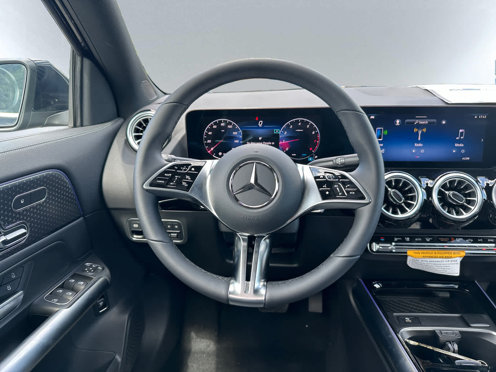 new 2025 Mercedes-Benz GLA 250 car