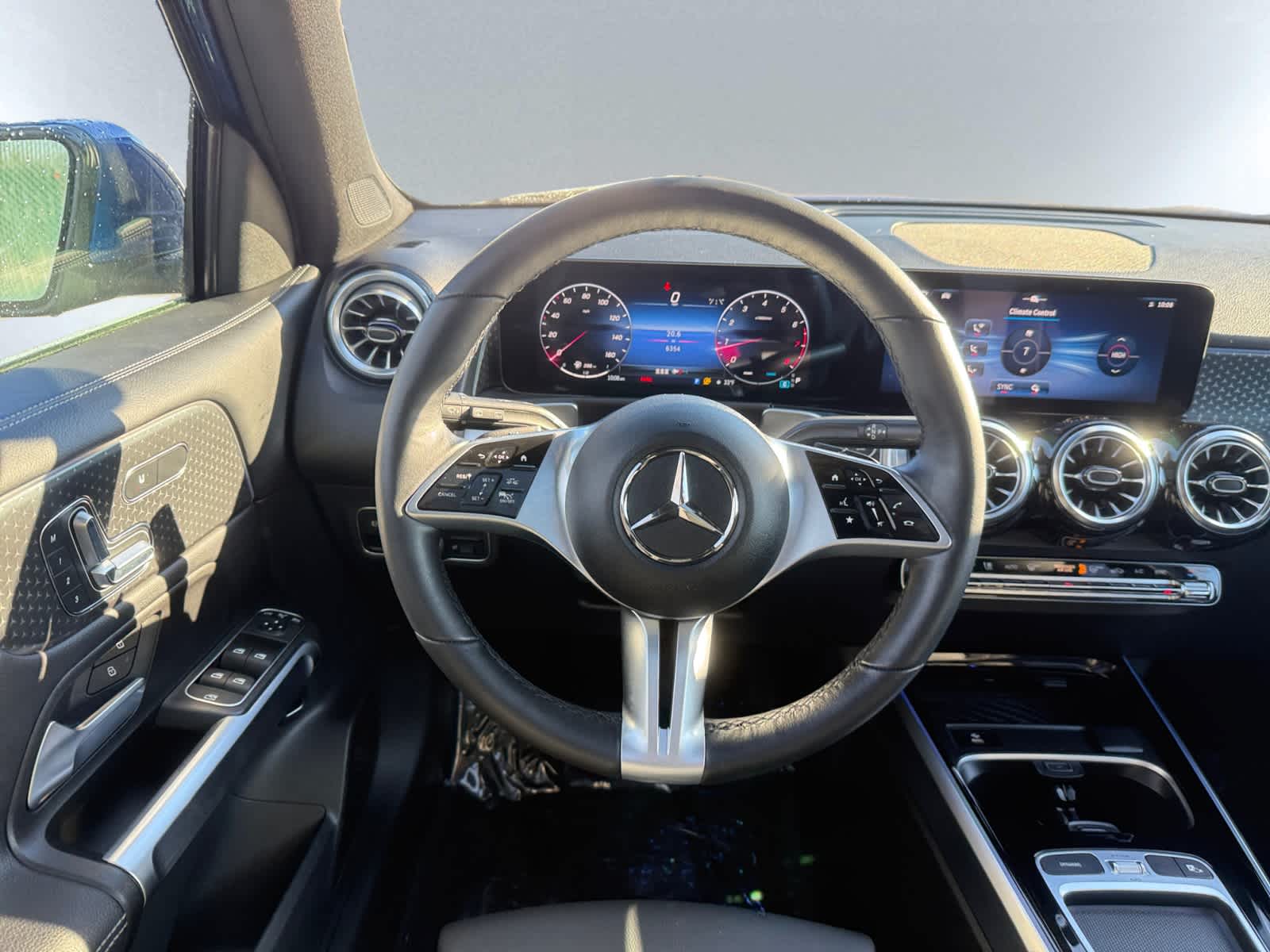 used 2024 Mercedes-Benz GLB 250 car, priced at $44,998