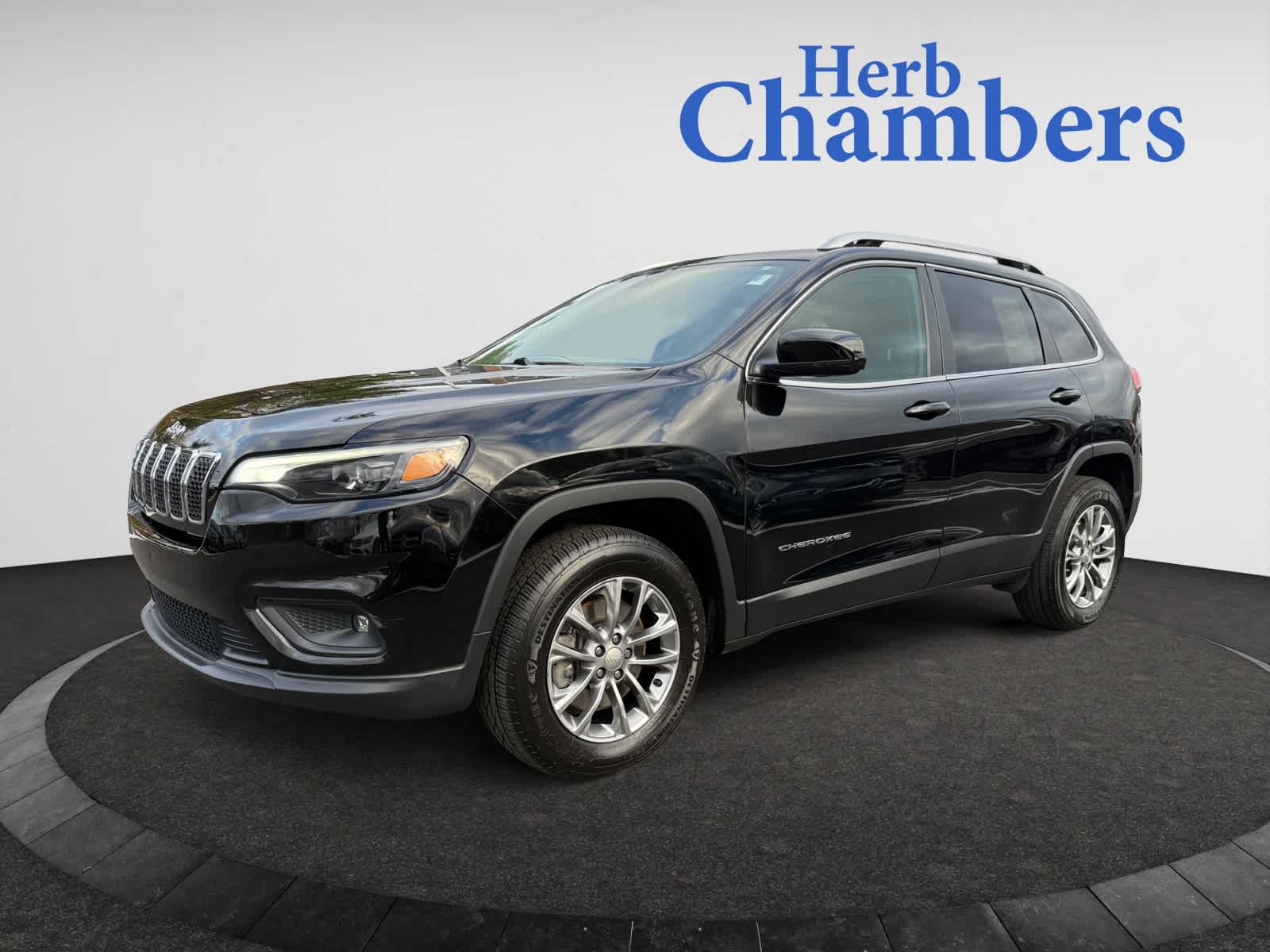 used 2019 Jeep Cherokee car, priced at $16,998