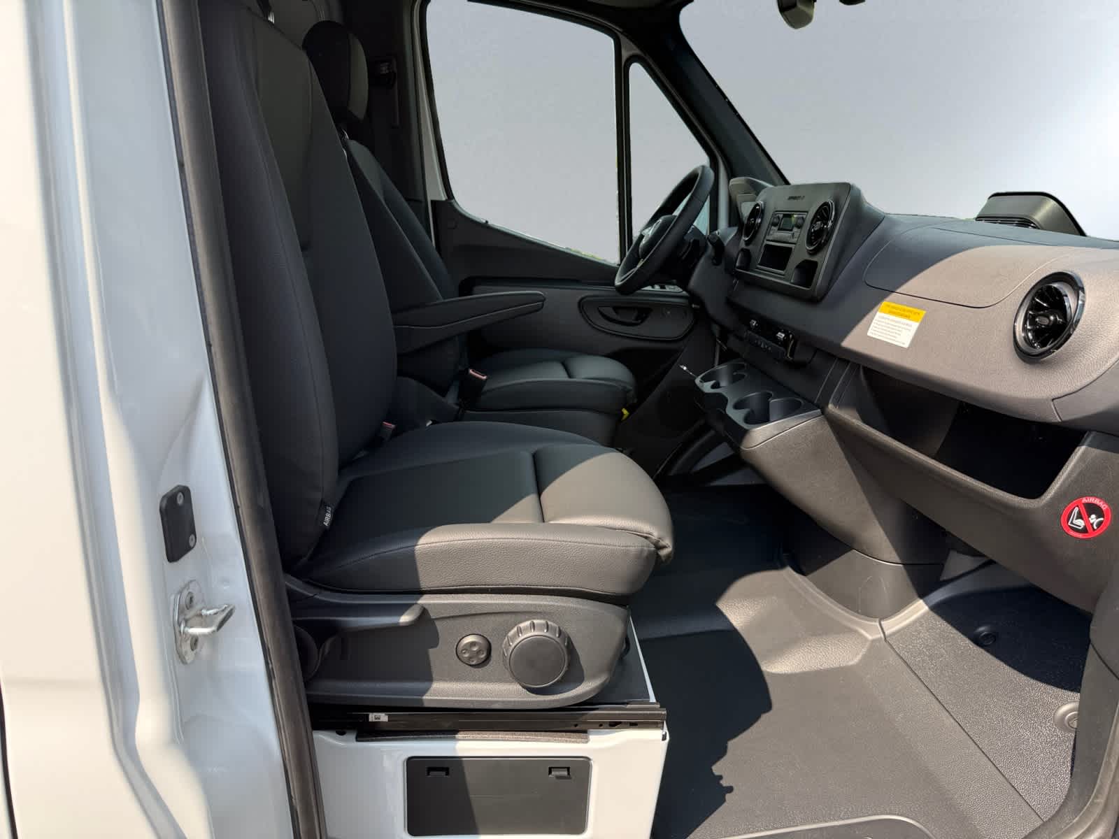 new 2025 Mercedes-Benz Sprinter 2500 car