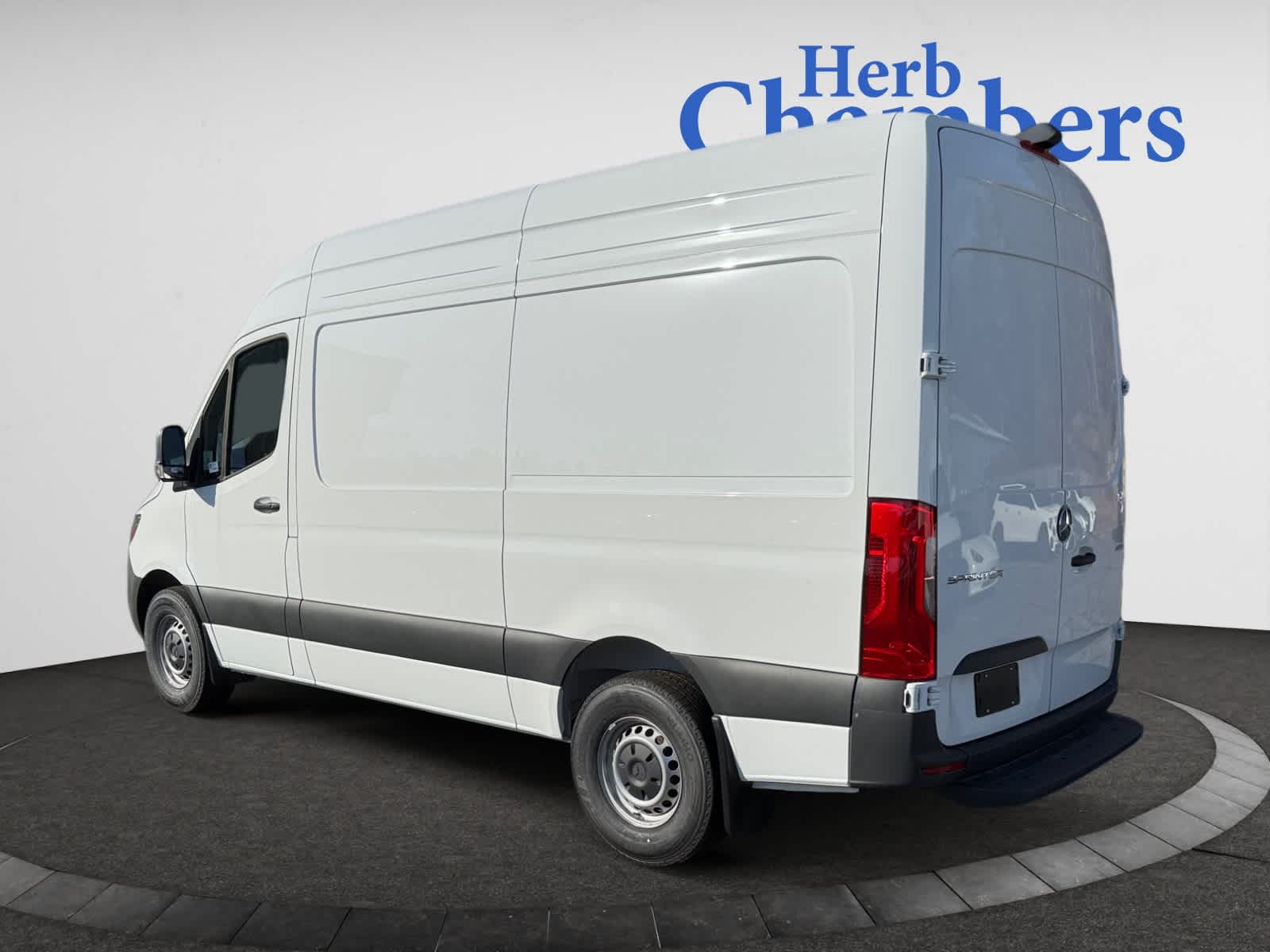 new 2024 Mercedes-Benz Sprinter car