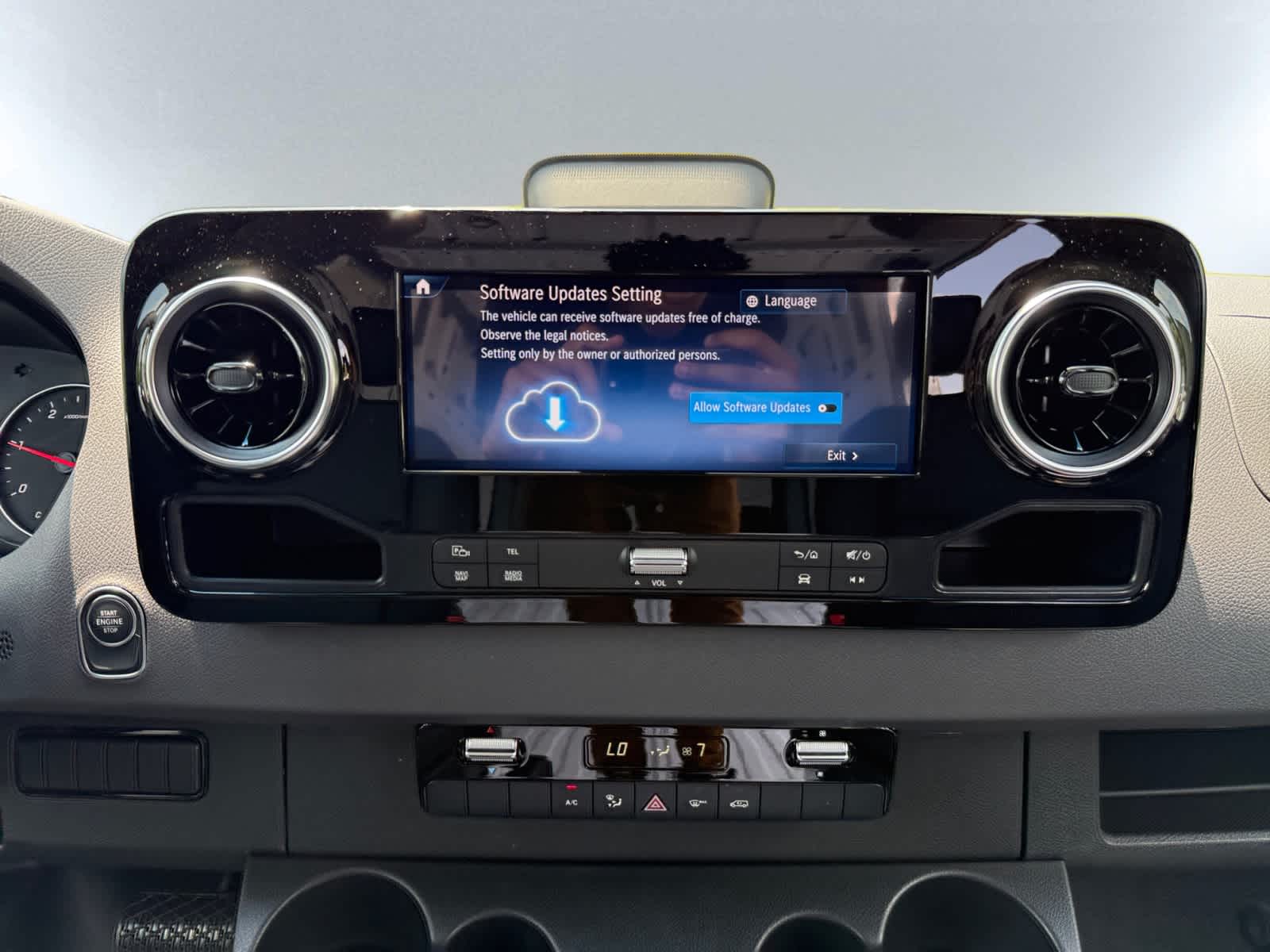 new 2025 Mercedes-Benz Sprinter 2500 car
