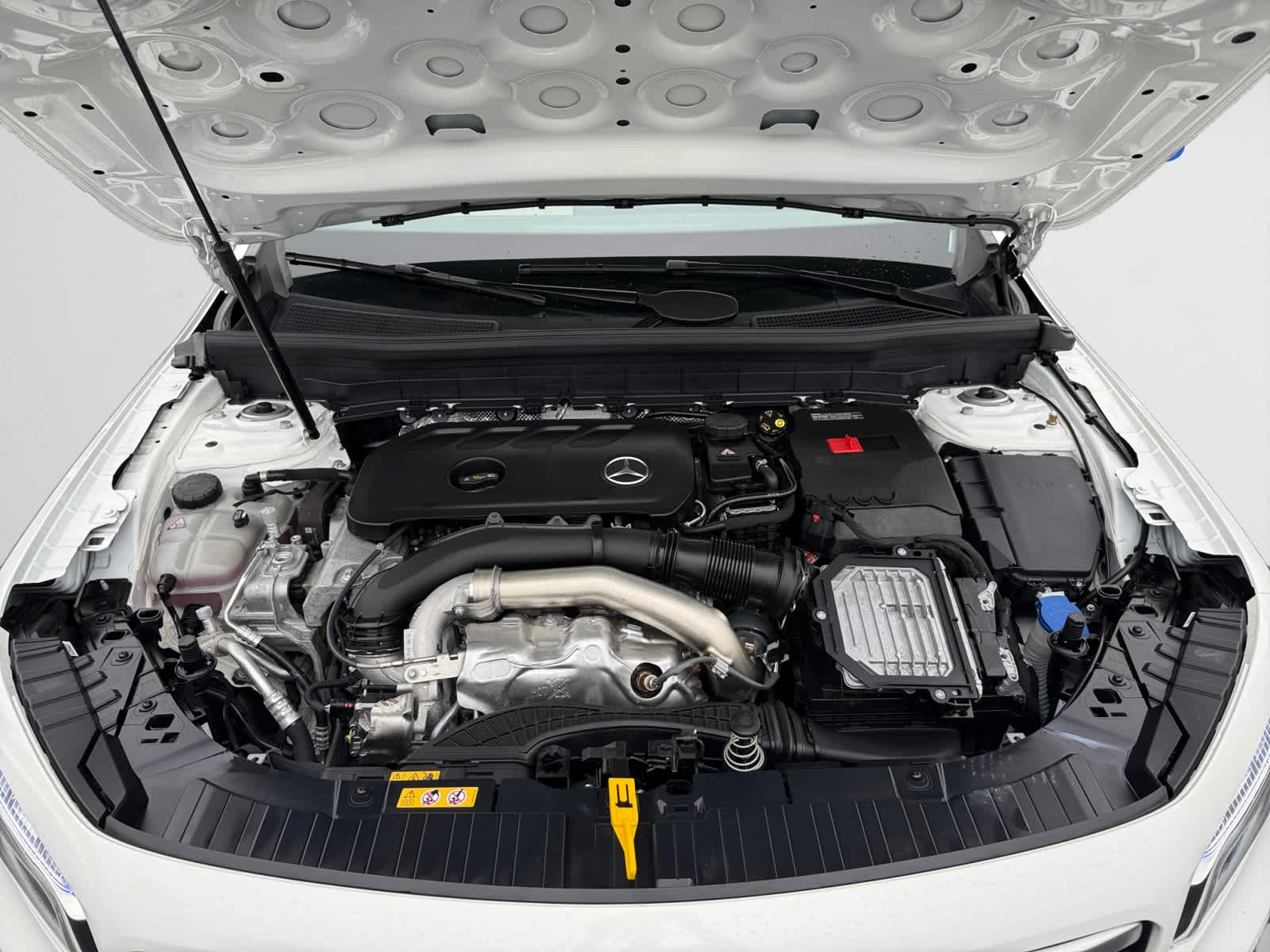 used 2025 Mercedes-Benz GLB 250 car, priced at $44,998