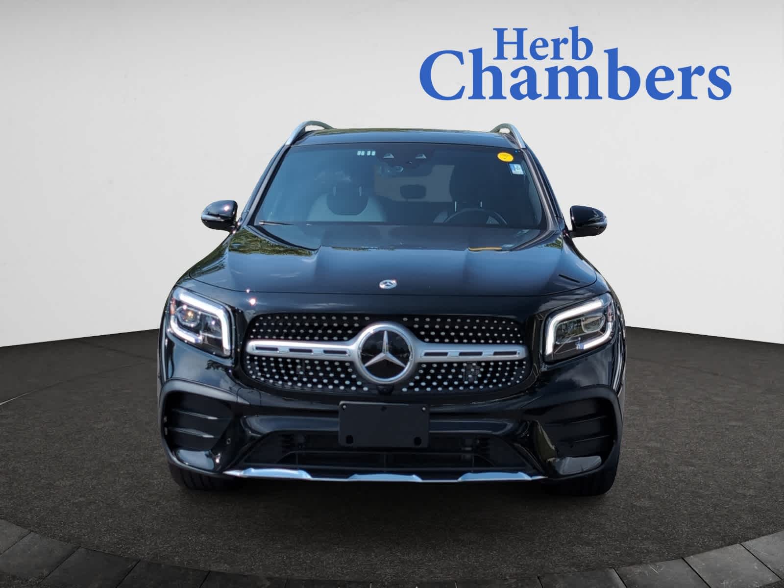 used 2022 Mercedes-Benz GLB 250 car, priced at $30,988