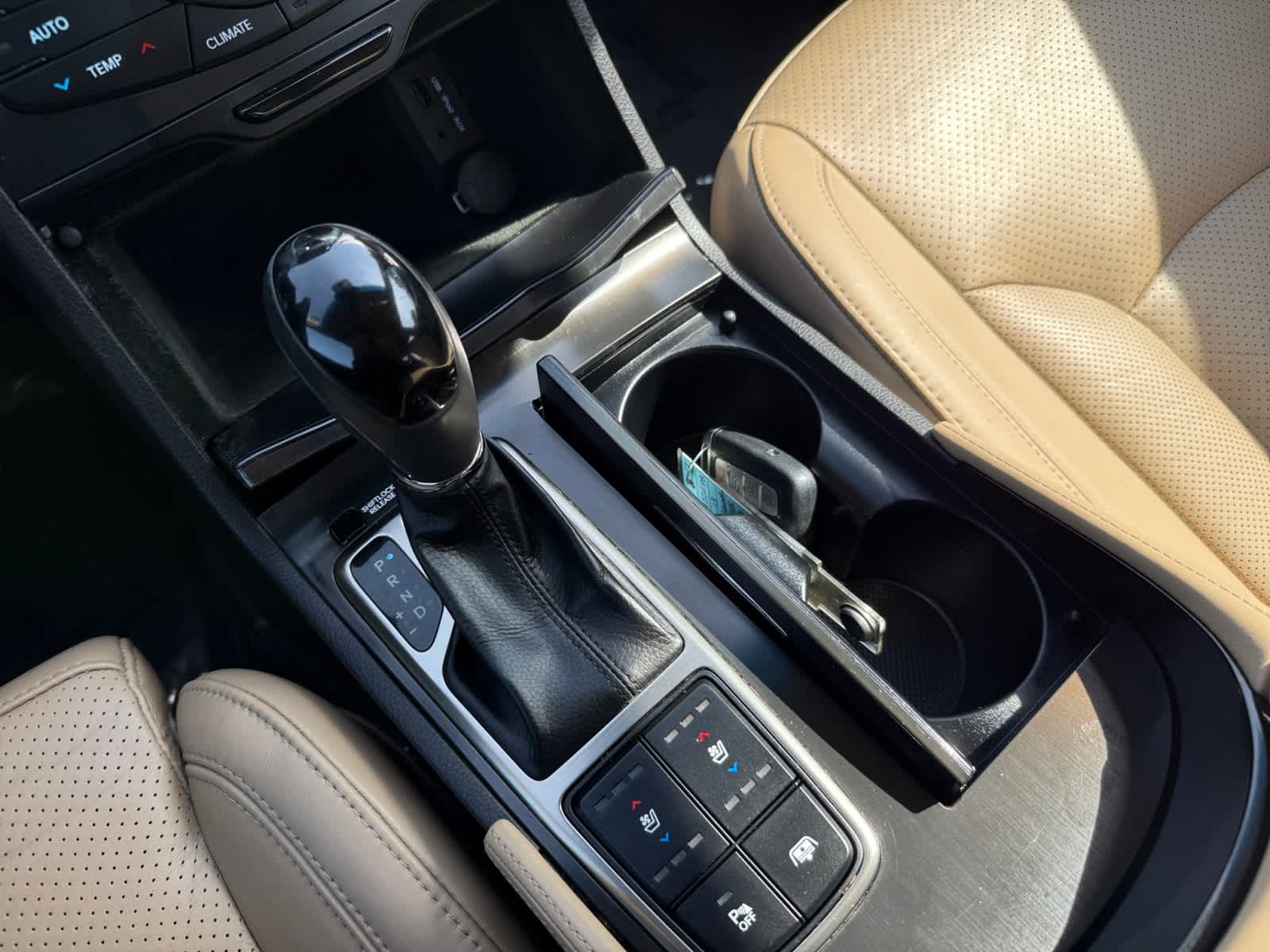 used 2013 Hyundai Azera car, priced at $8,988