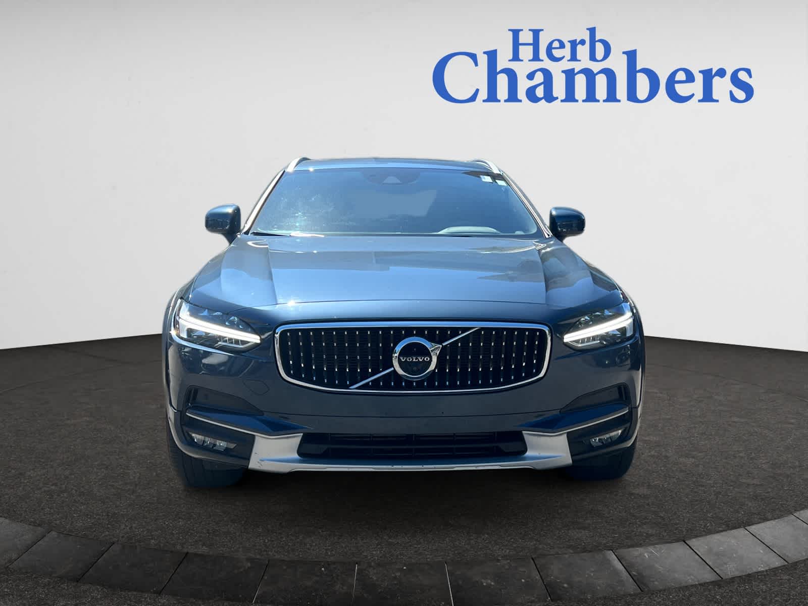 used 2018 Volvo V90 Cross Country car, priced at $25,998